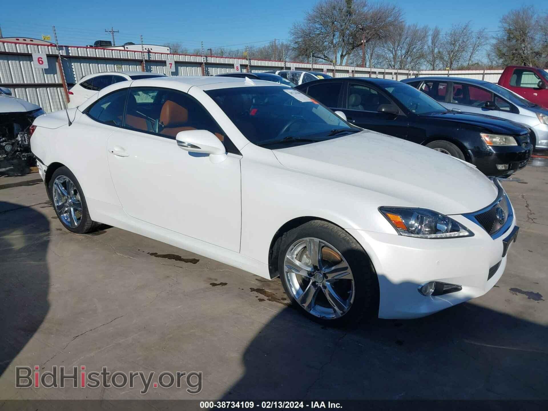 Photo JTHFF2C2XC2525849 - LEXUS IS 250C 2012