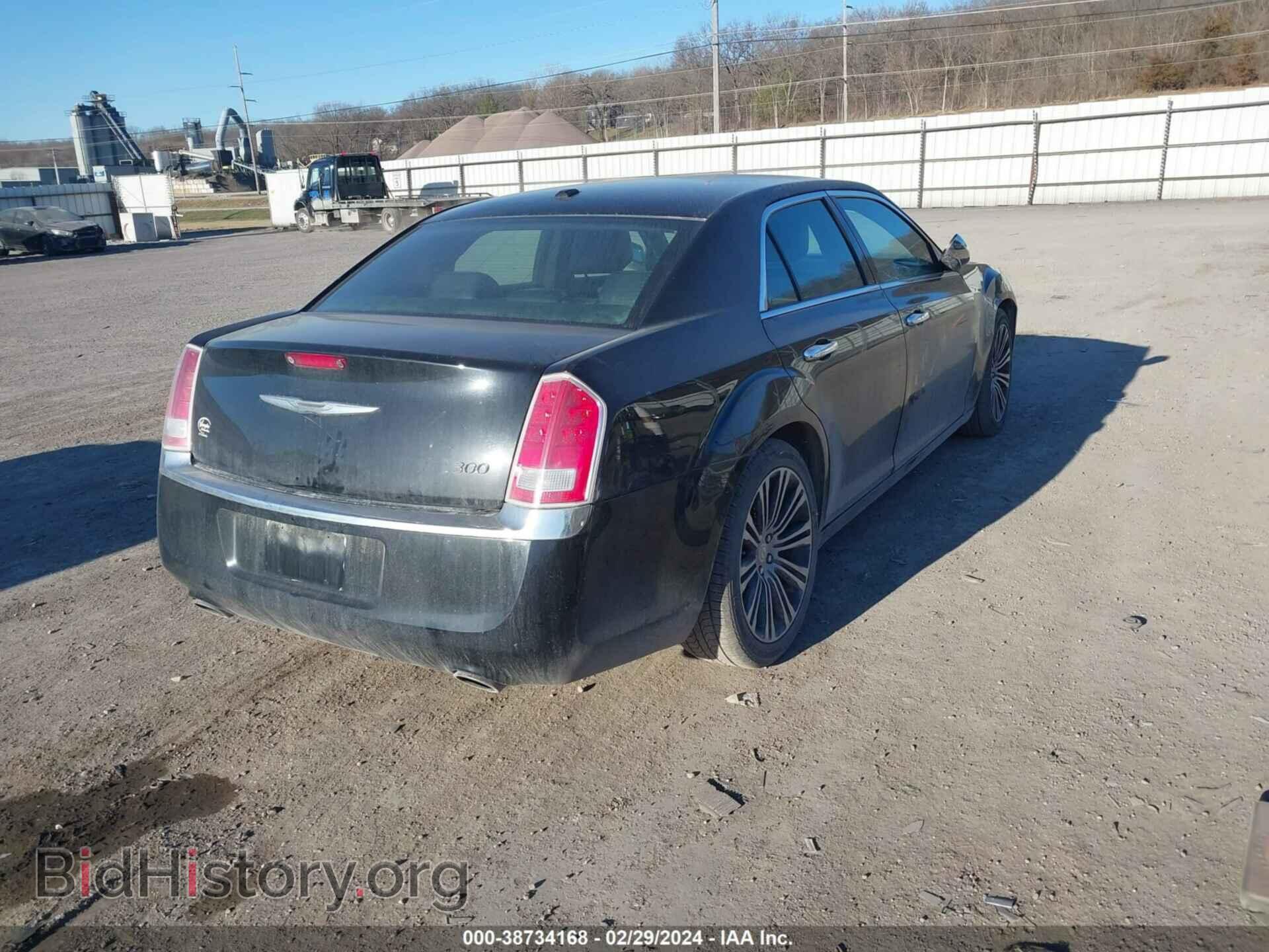 2011 CHRYSLER 300 - VIN: 2C3CA5CG8BH595571 - Фото 4