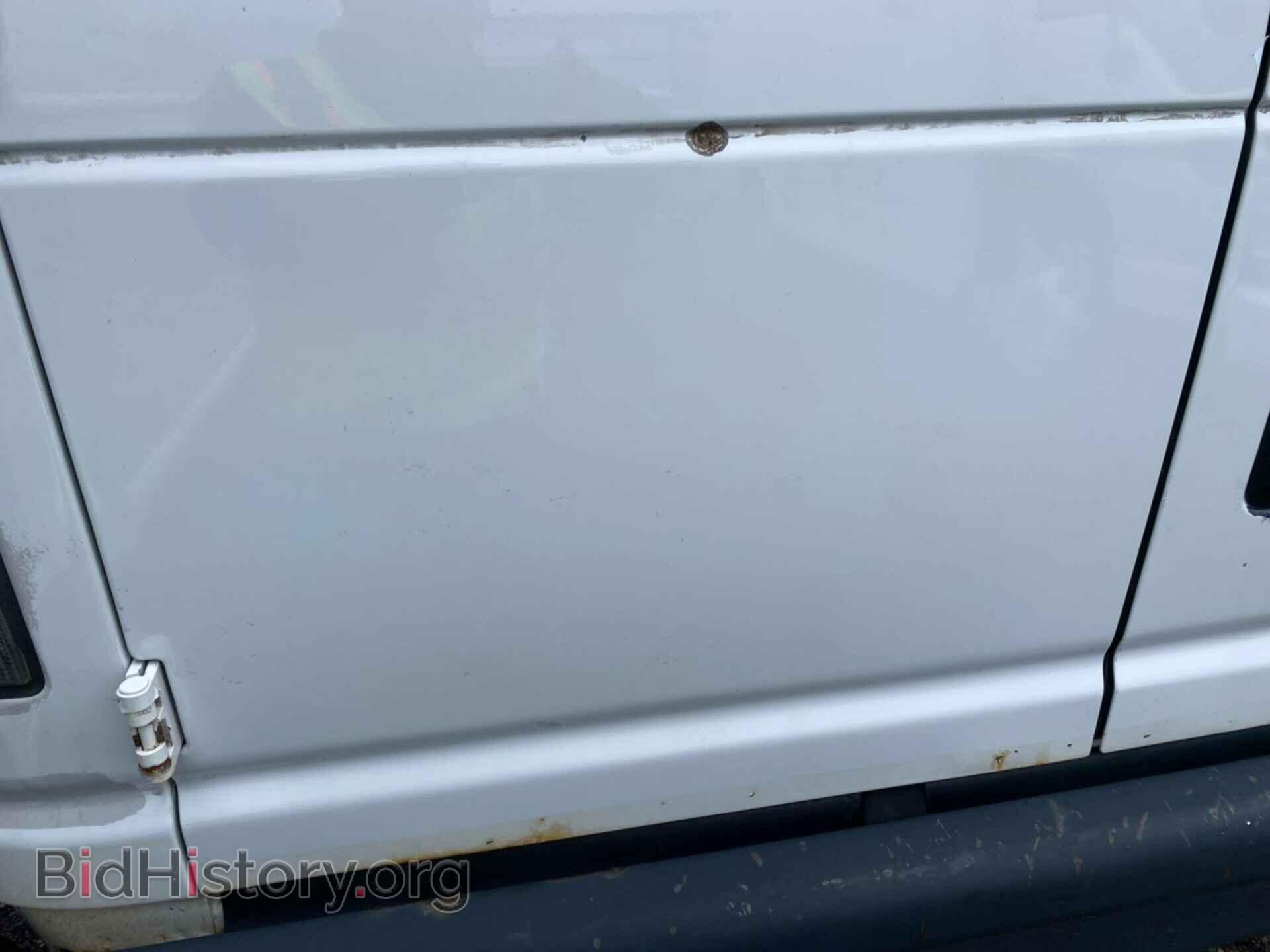 2013 FORD E-250 - VIN: 1FTNE2EW2DDA05490 - Фото 2