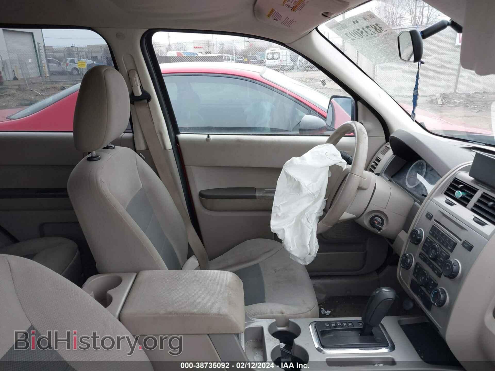 2008 FORD ESCAPE - VIN: 1FMCU93108KC19126 - Photo 5
