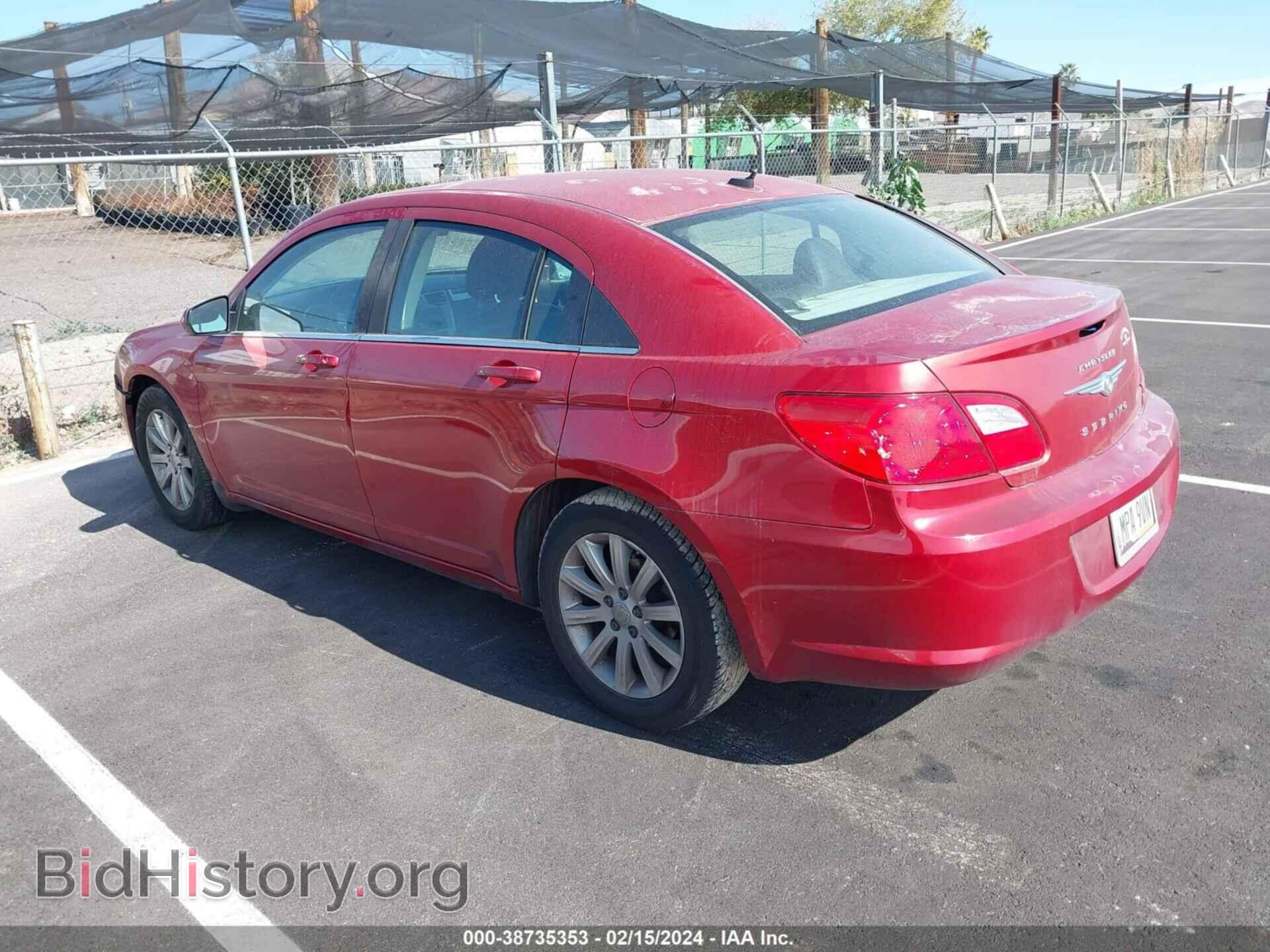 2010 CHRYSLER SEBRING - VIN: 1C3CC5FB5AN109377 - Фото 3