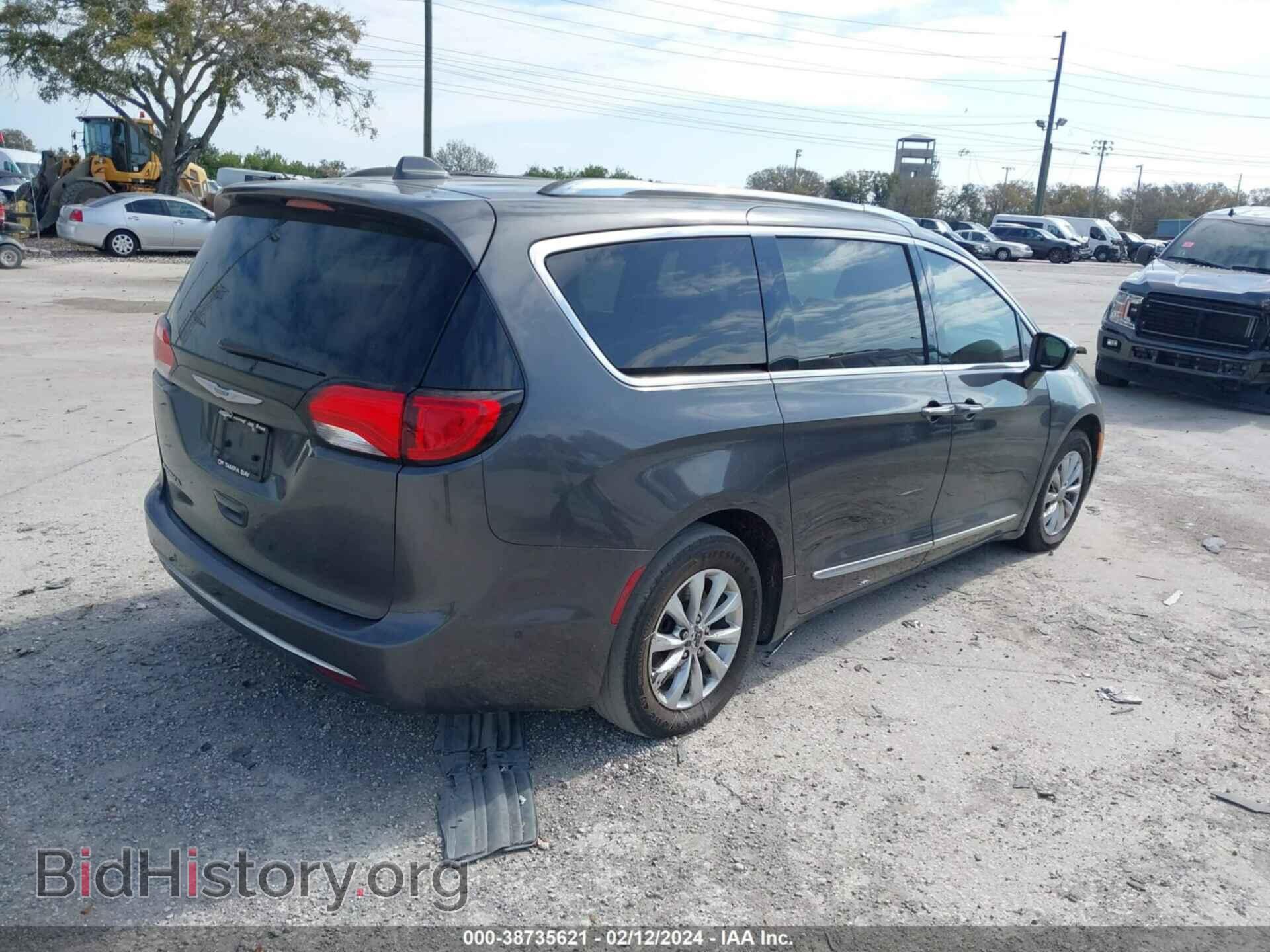 2019 CHRYSLER PACIFICA - VIN: 2C4RC1BG9KR577049 - Фото 4