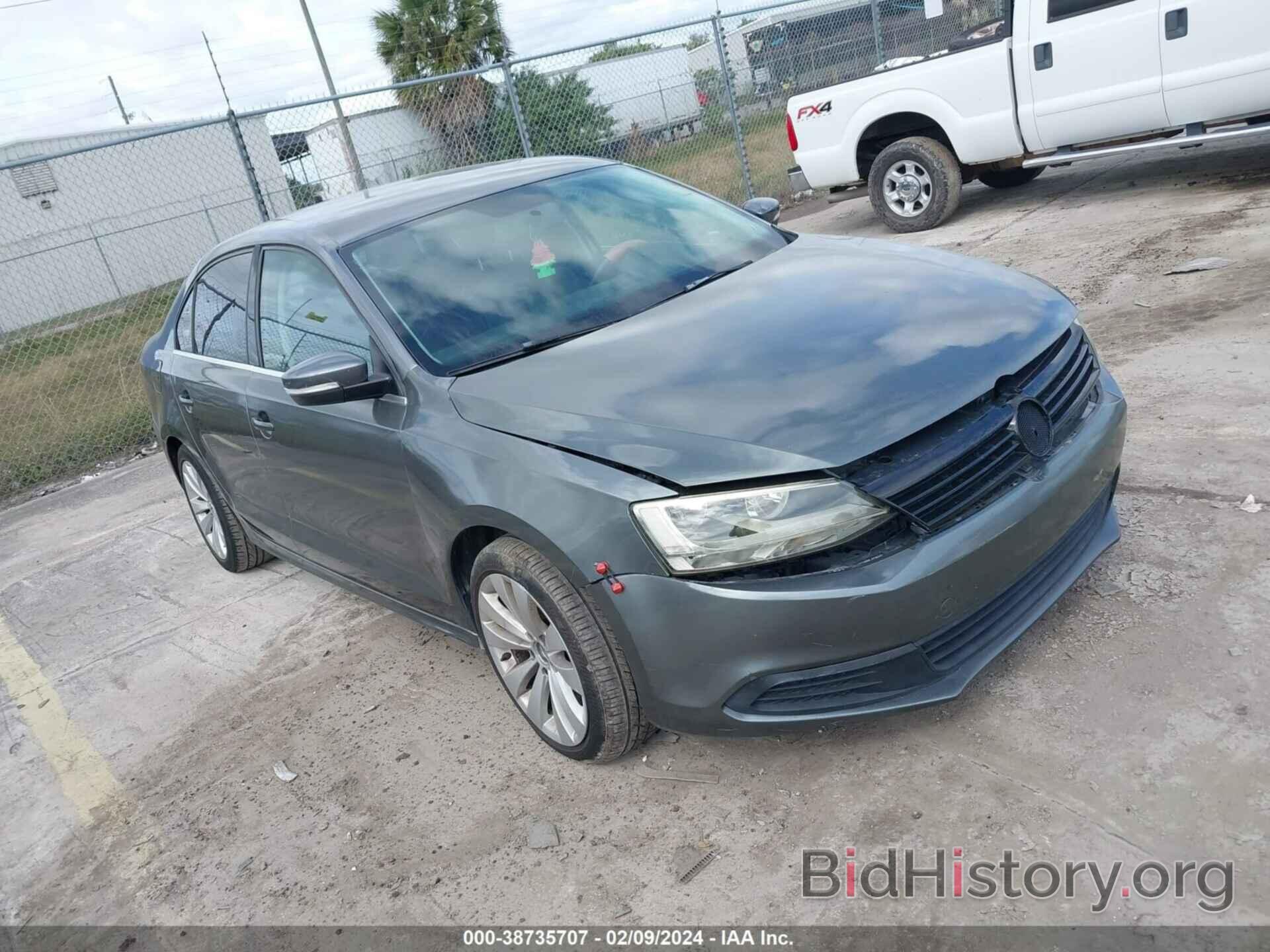 Photo 3VWD17AJ8EM280704 - VOLKSWAGEN JETTA 2014