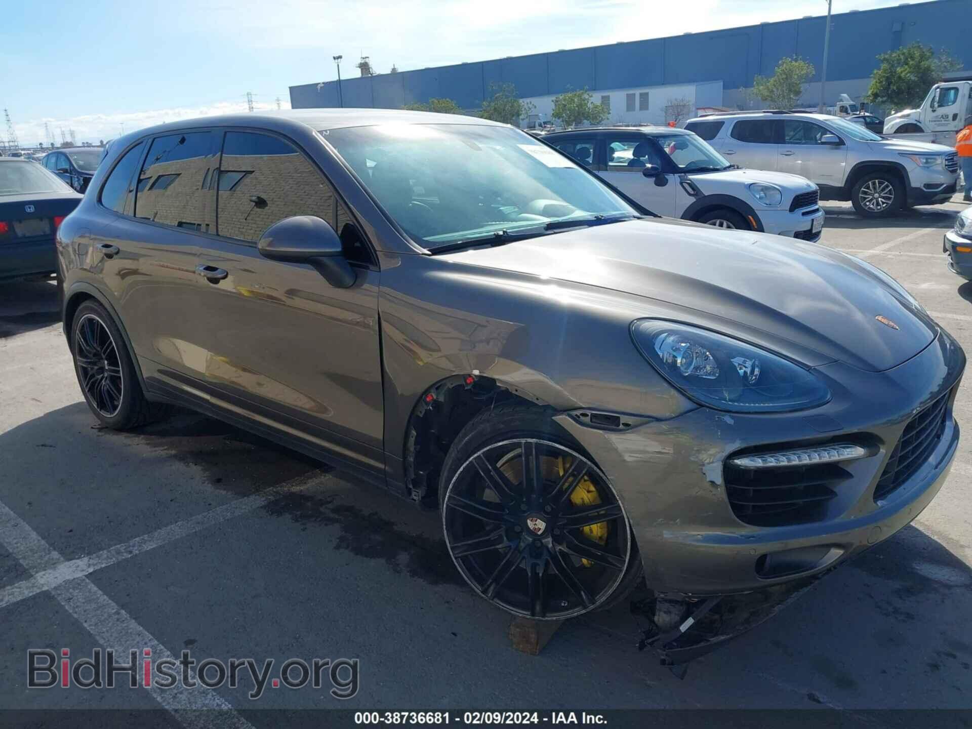 Фотография WP1AC2A21CLA82667 - PORSCHE CAYENNE 2012
