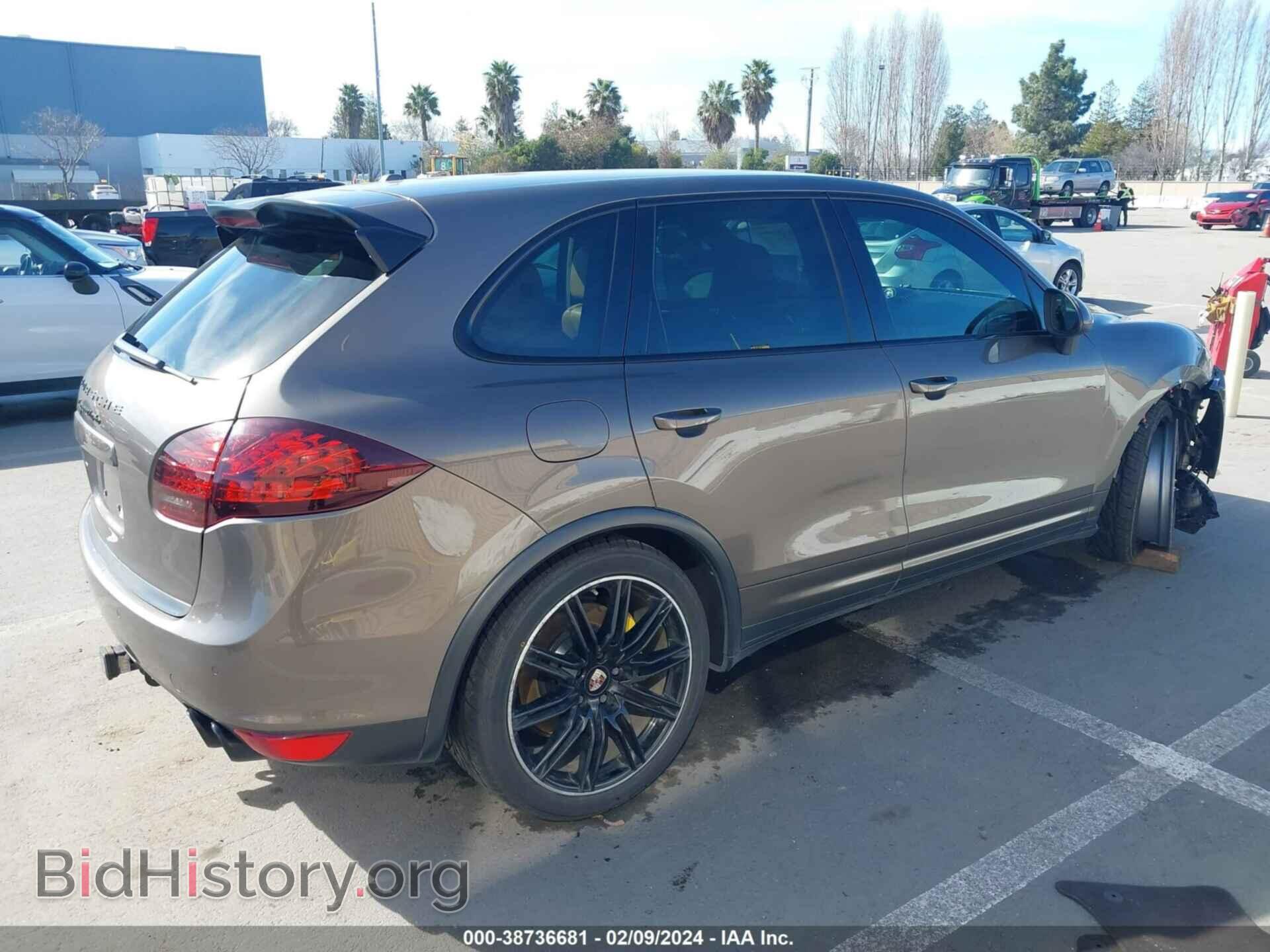 2012 PORSCHE CAYENNE - VIN: WP1AC2A21CLA82667 - Фото 4