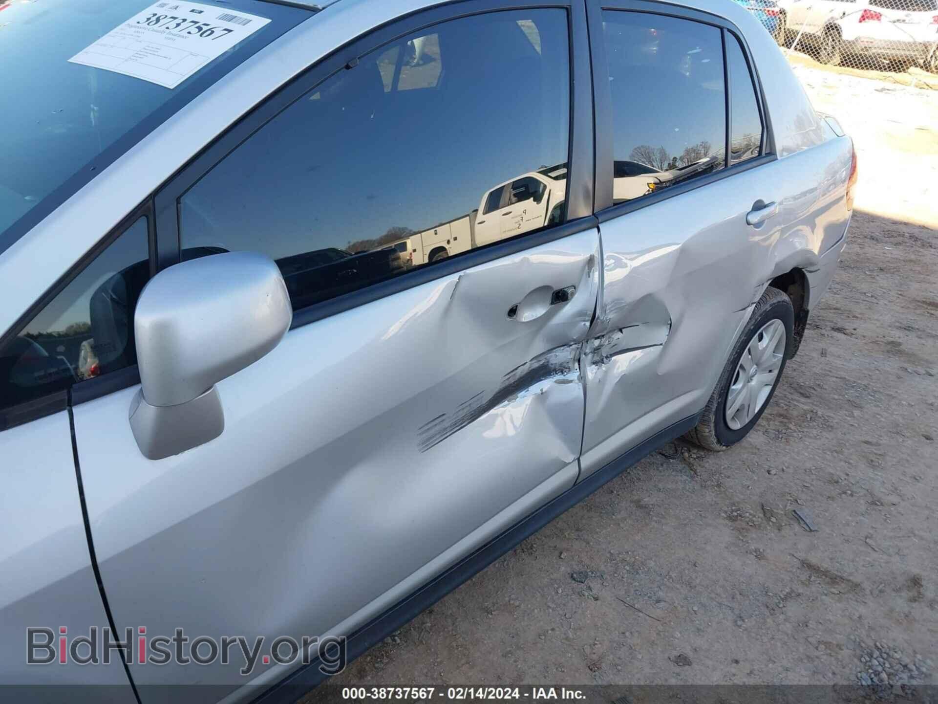 2011 NISSAN VERSA - VIN: 3N1BC1AP7BL421949 - Фото 6