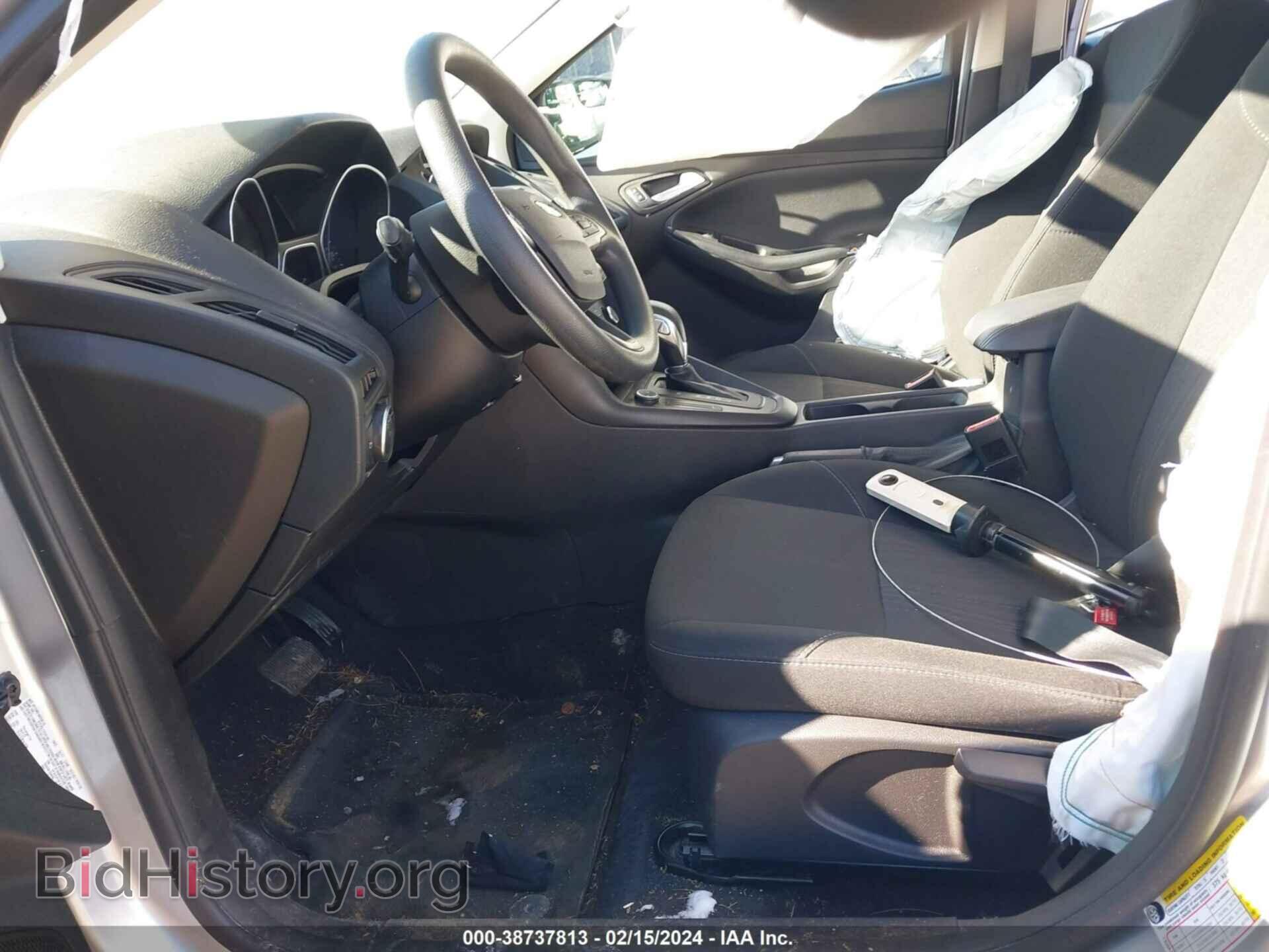 2017 FORD FOCUS - VIN: 1FADP3F2XHL301270 - Photo 5