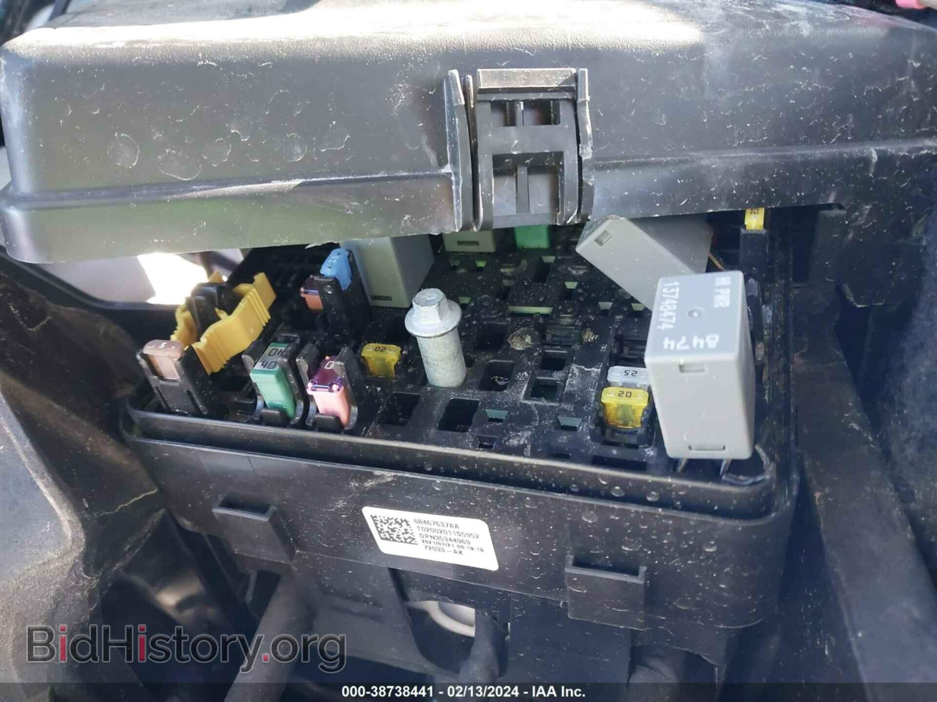 2021 RAM 1500 - VIN: 1C6SRFLT0MN835538 - Фото 6