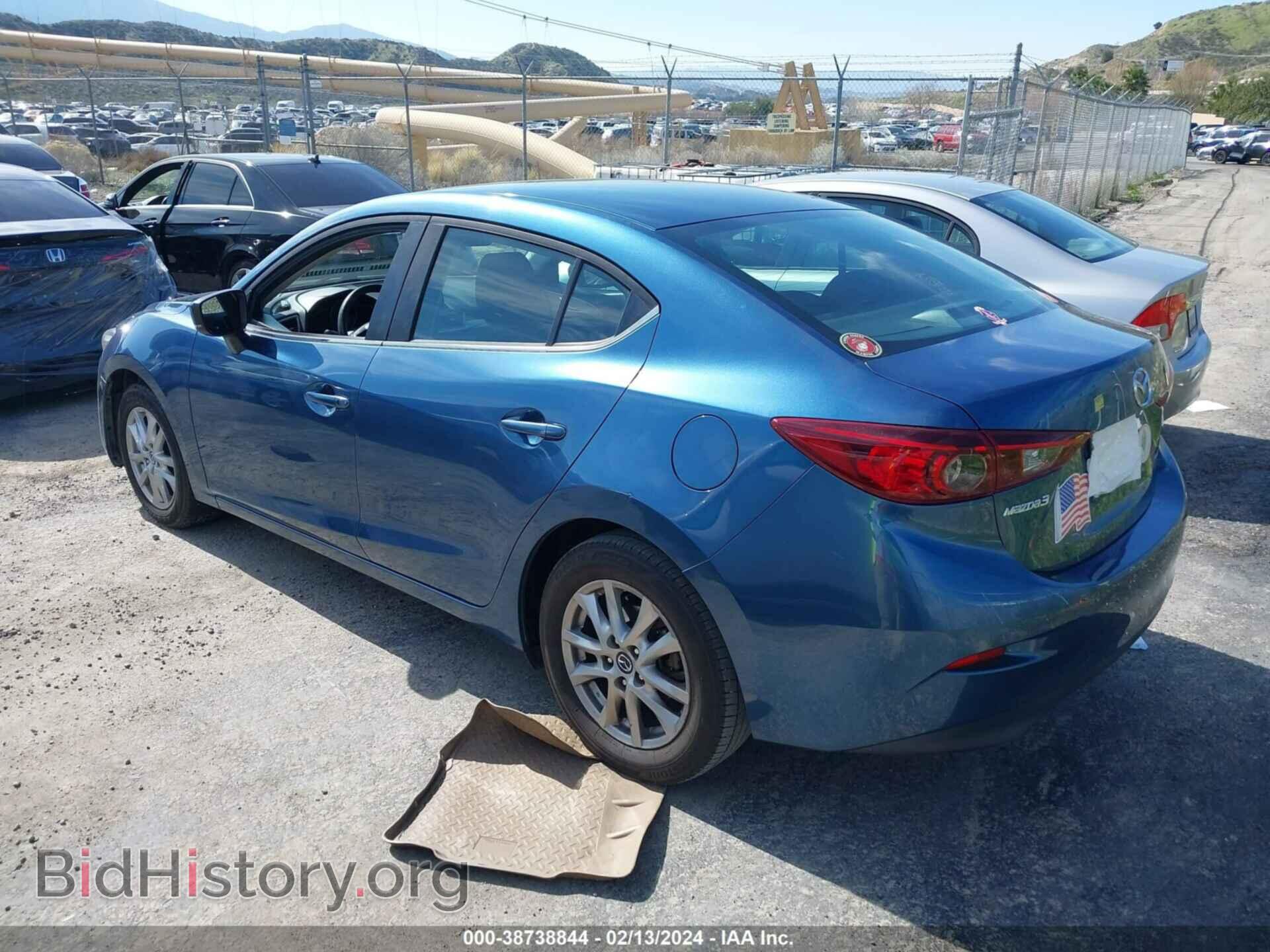 2018 MAZDA MAZDA3 - VIN: 3MZBN1U79JM230865 - Фото 3