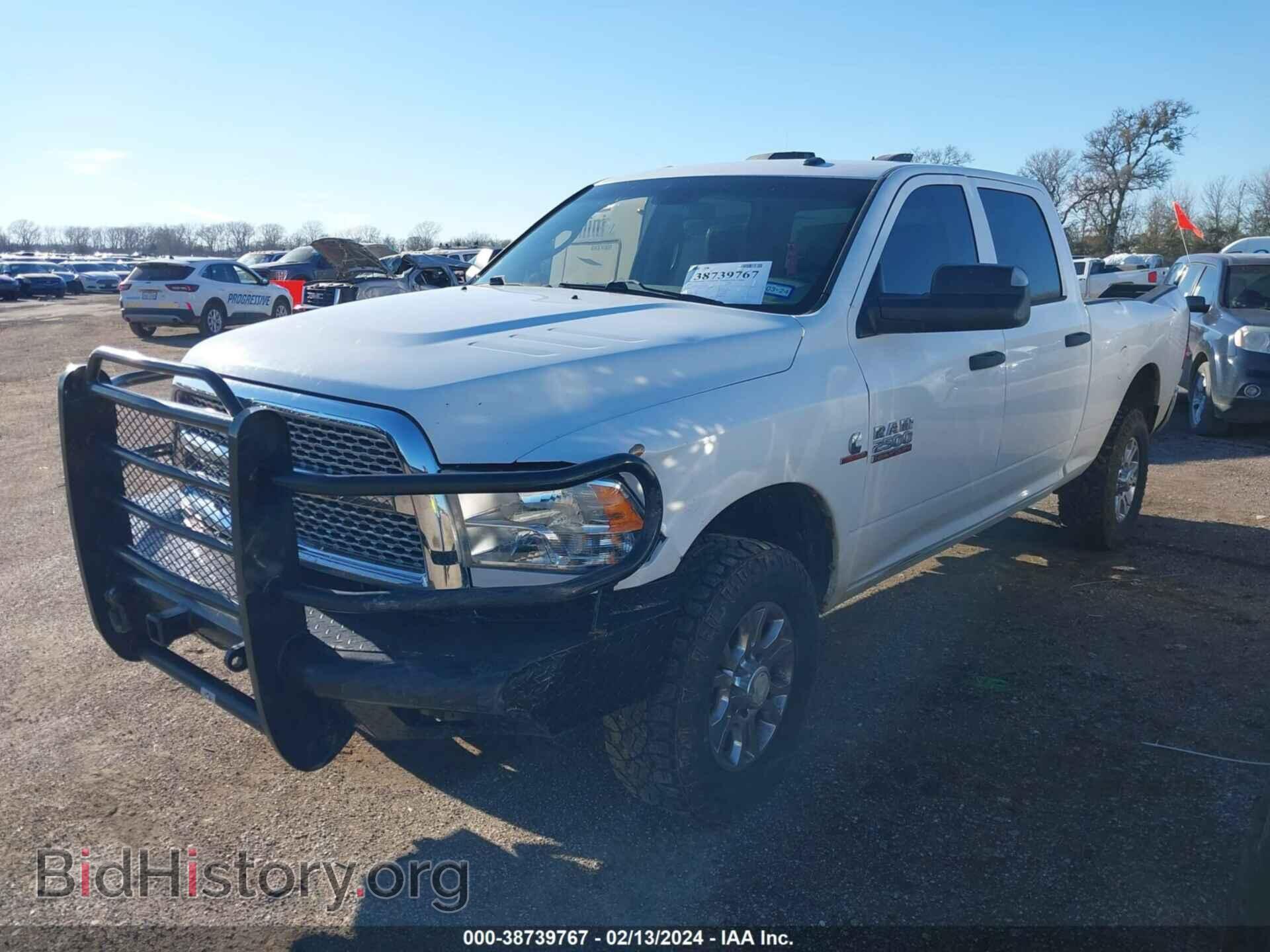 2014 RAM 2500 - VIN: 3C6UR5CL1EG106509 - Фото 2