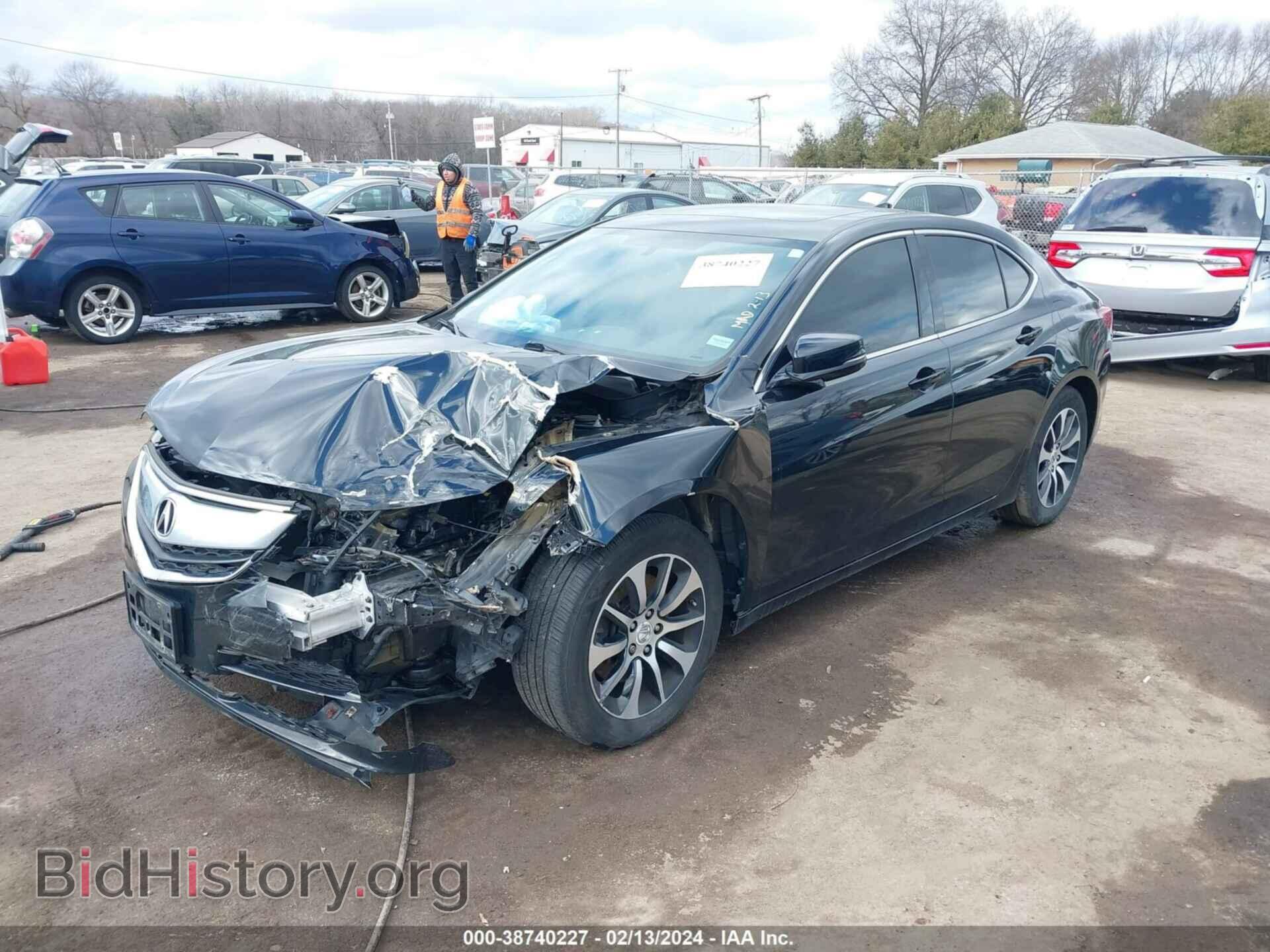2017 ACURA TLX - VIN: 19UUB1F37HA011104 - Фото 2