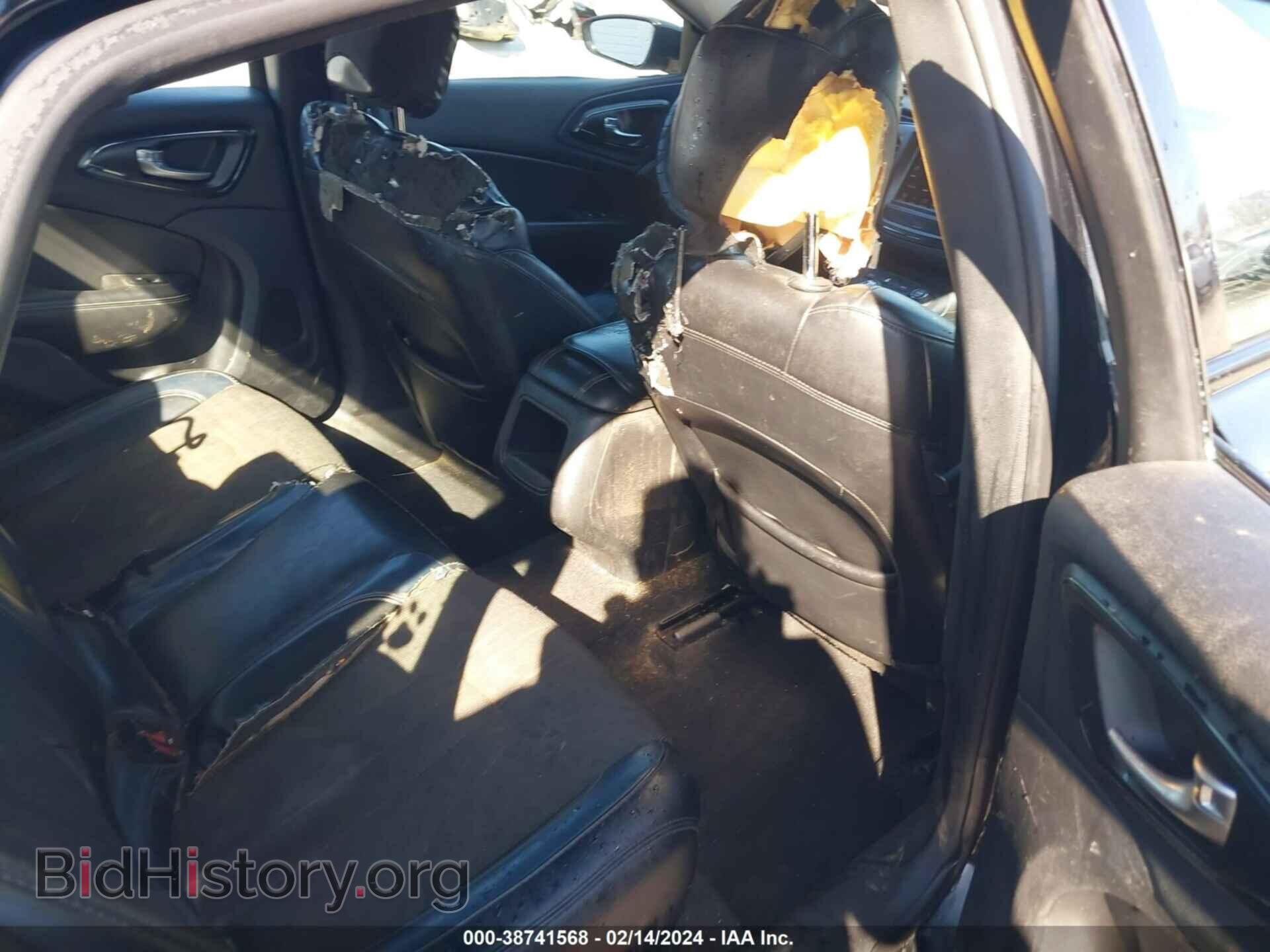 2016 CHRYSLER 200 - VIN: 1C3CCCBB8GN120876 - Фото 8