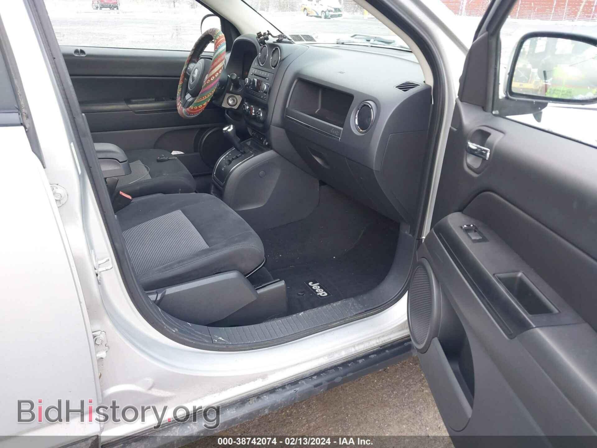2011 JEEP COMPASS - VIN: 1J4NF1FB0BD277806 - Photo 5