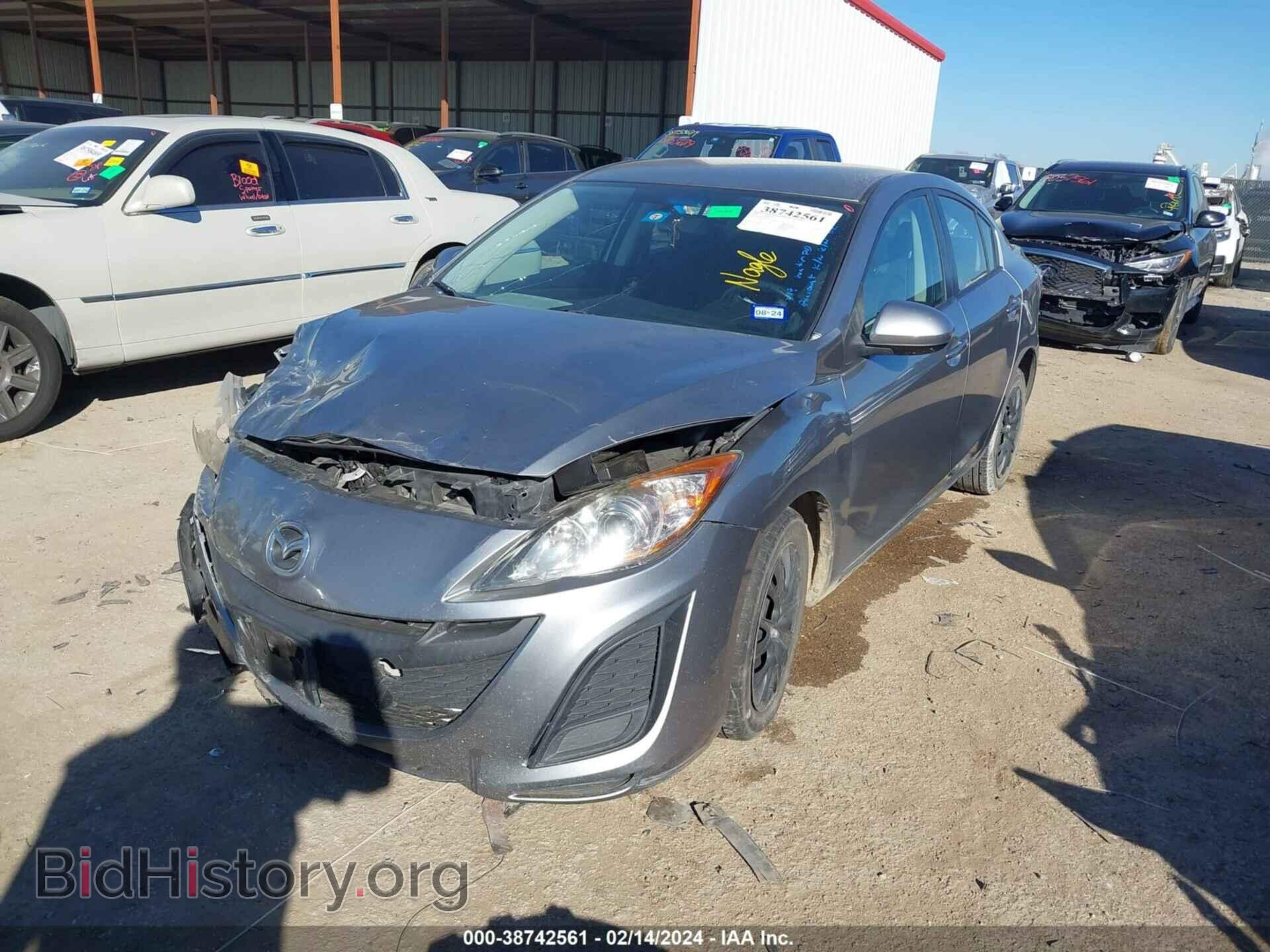 2011 MAZDA MAZDA3 - VIN: JM1BL1UF3B1366231 - Фото 2