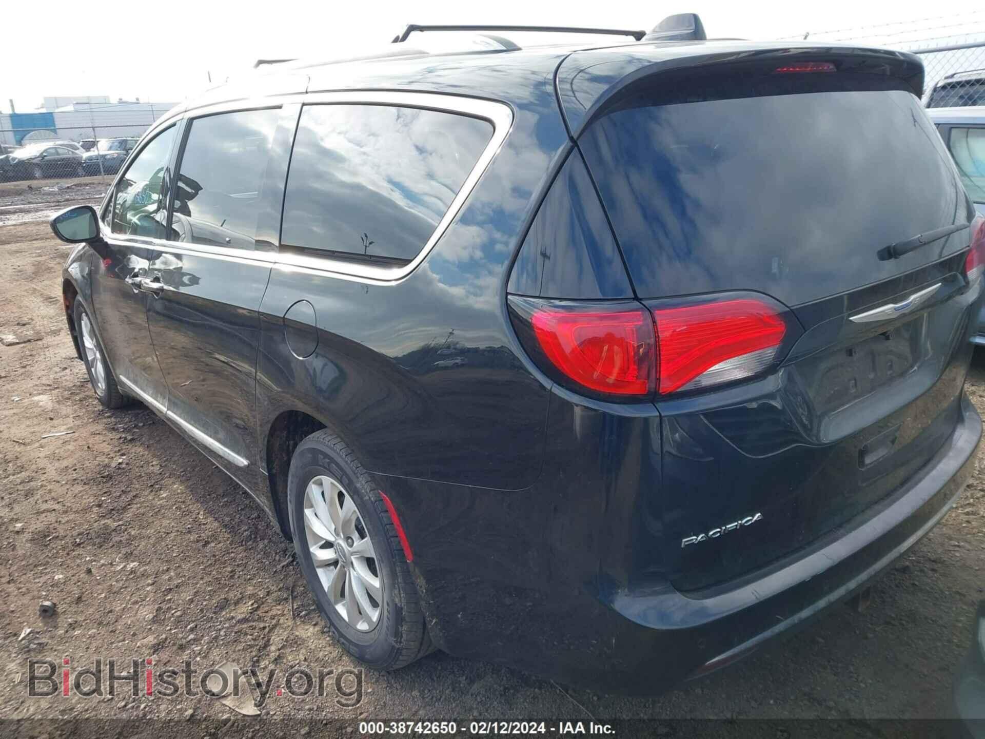 2018 CHRYSLER PACIFICA - VIN: 2C4RC1BG3JR174649 - Фото 3