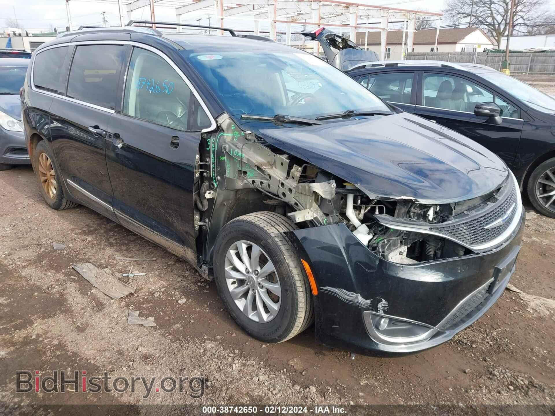 2018 CHRYSLER PACIFICA - VIN: 2C4RC1BG3JR174649 - Фото 6
