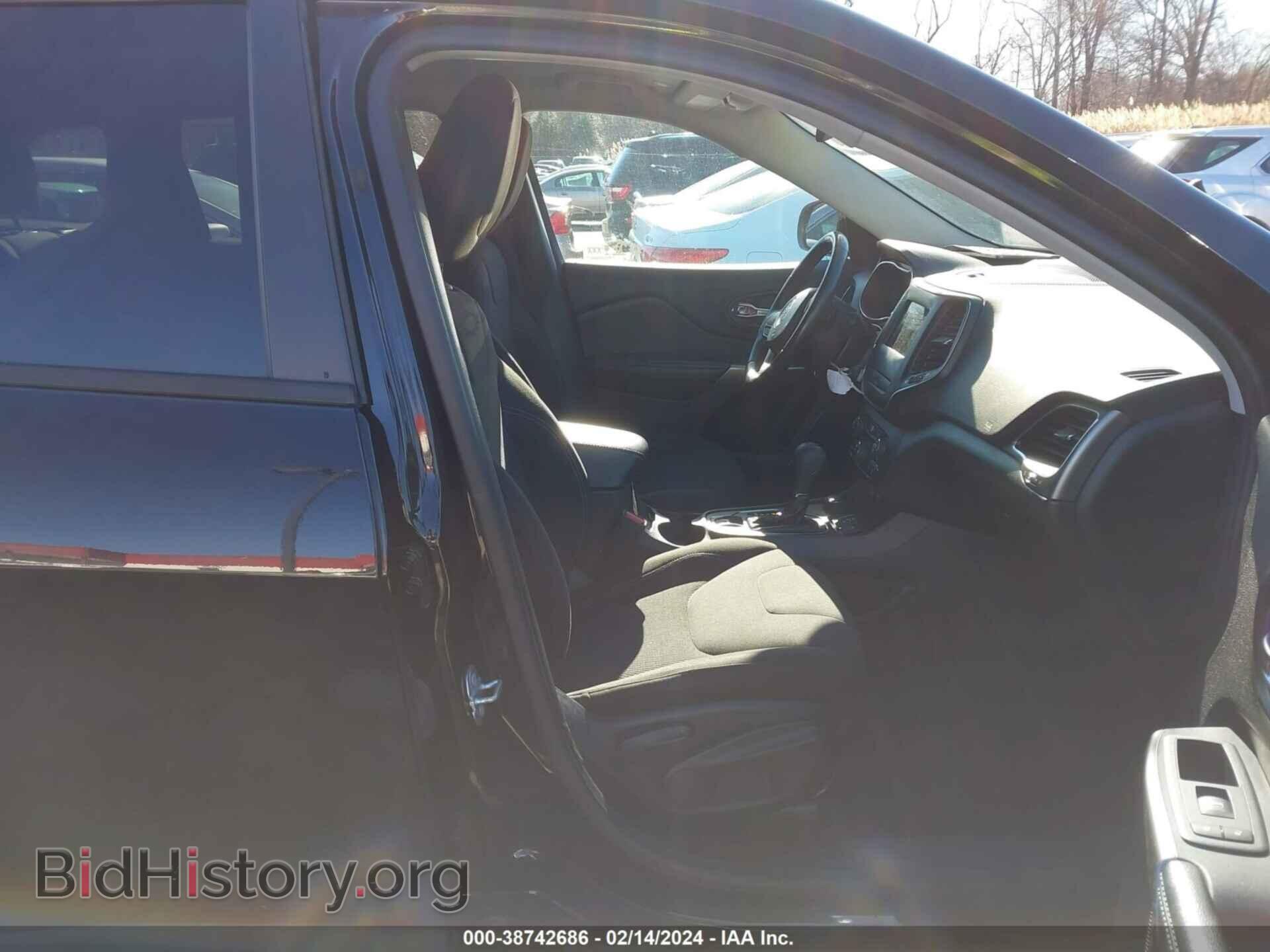 2020 JEEP CHEROKEE - VIN: 1C4PJMCB2LD569302 - Фото 5