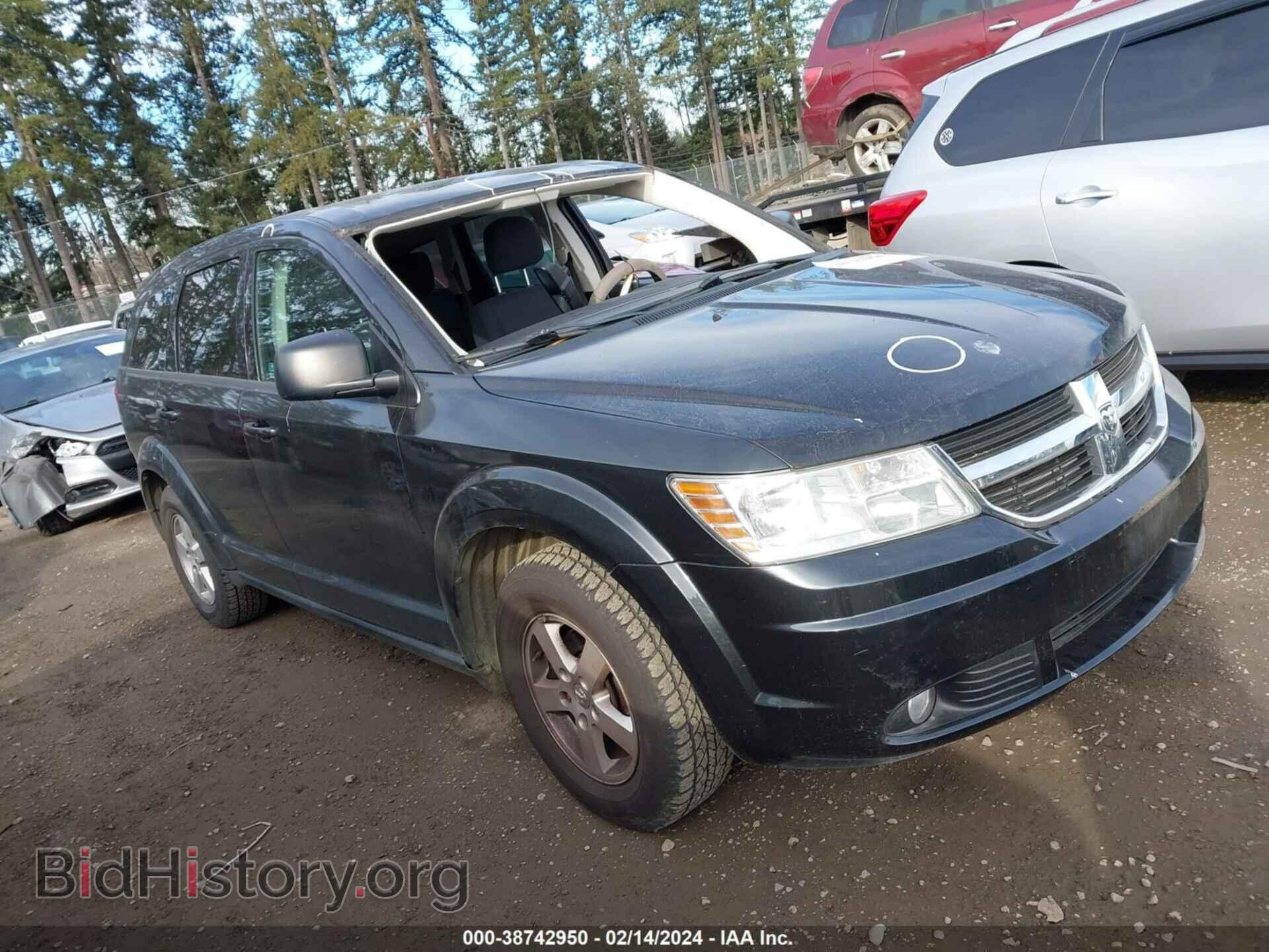 Фотография 3D4PG4FB9AT211005 - DODGE JOURNEY 2010