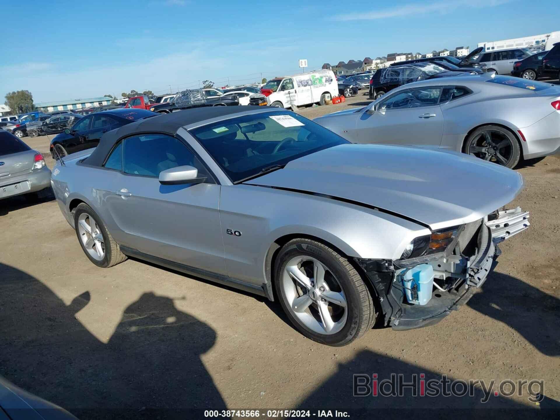 Photo 1ZVBP8FF2C5243781 - FORD MUSTANG 2012