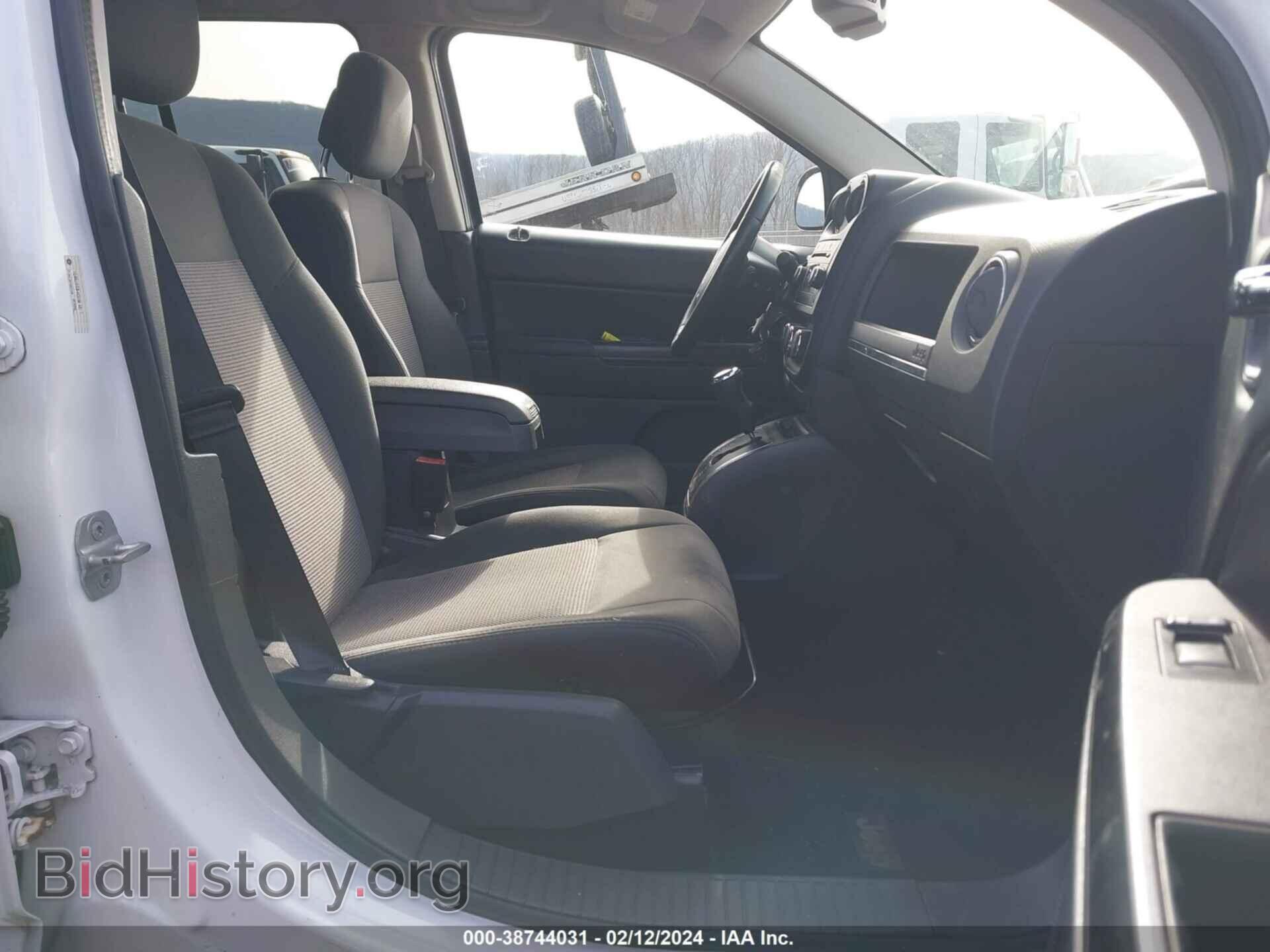 2012 JEEP COMPASS - VIN: 1C4NJDEB4CD584257 - Photo 5