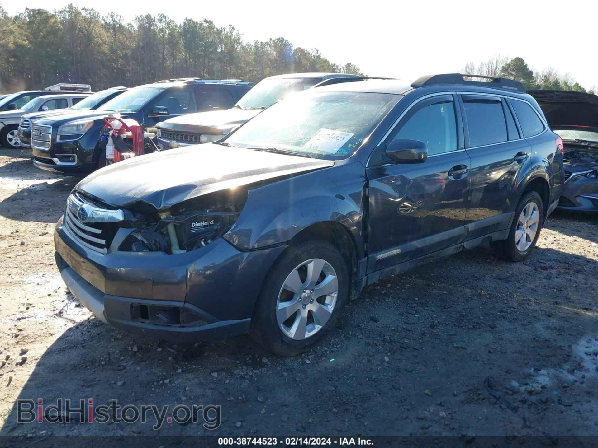 2011 SUBARU OUTBACK - VIN: 4S4BRBCC9B3337358 - Фото 2