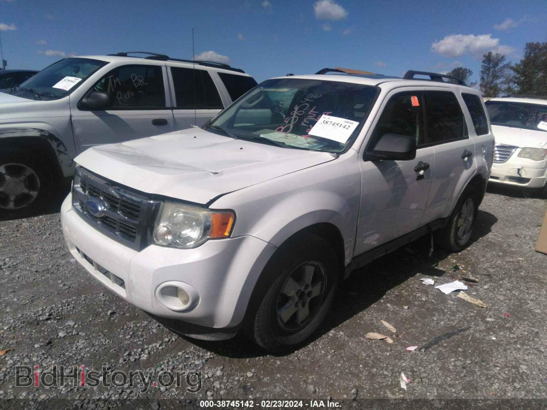 2012 FORD ESCAPE - VIN: 1FMCU0D76CKB58548 - Фото 2