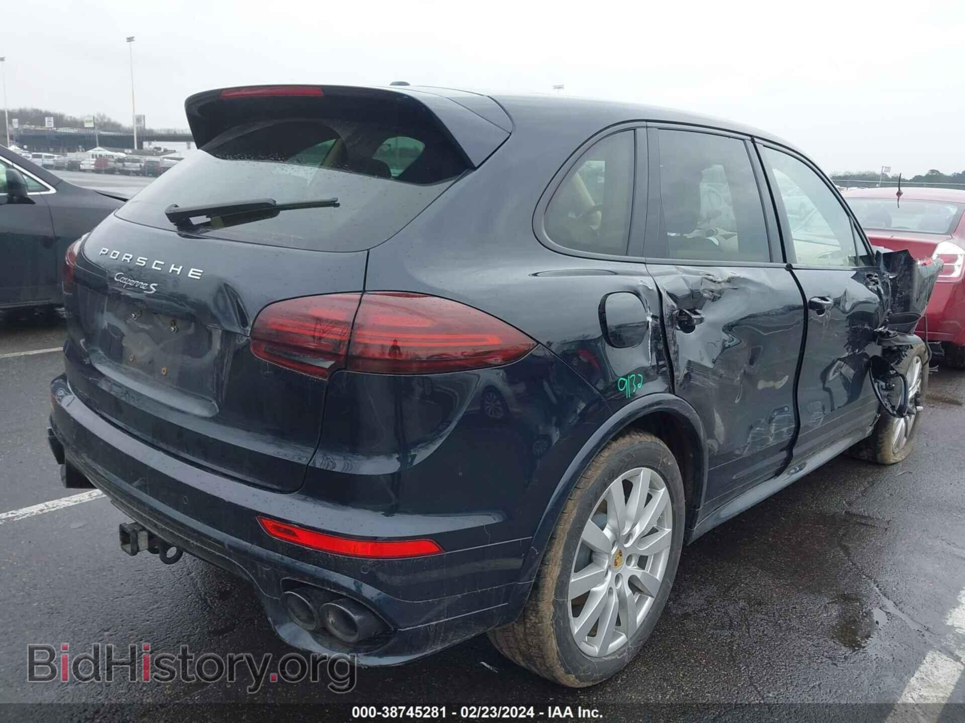 2016 PORSCHE CAYENNE - VIN: WP1AB2A29GLA97054 - Photo 4