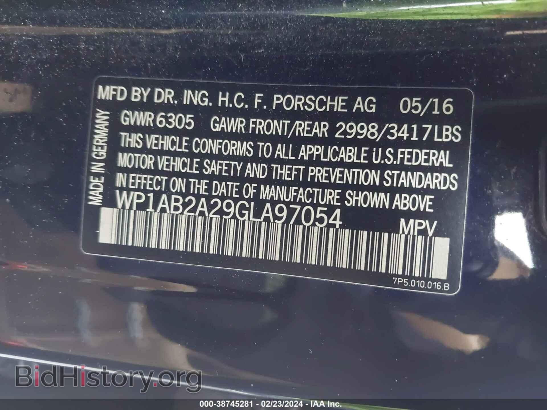 2016 PORSCHE CAYENNE - VIN: WP1AB2A29GLA97054 - Photo 9