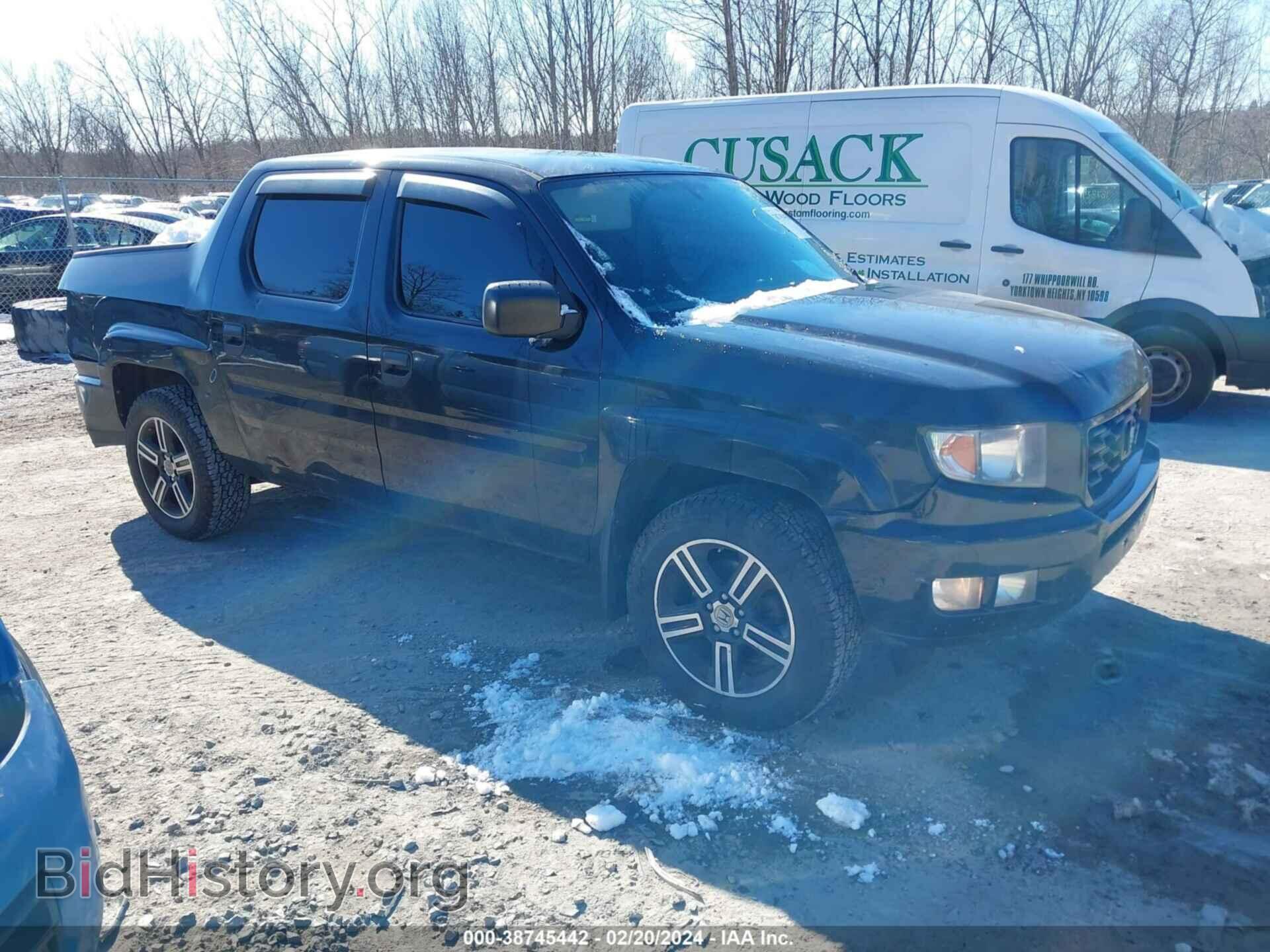 Photo 5FPYK1F70DB015569 - HONDA RIDGELINE 2013