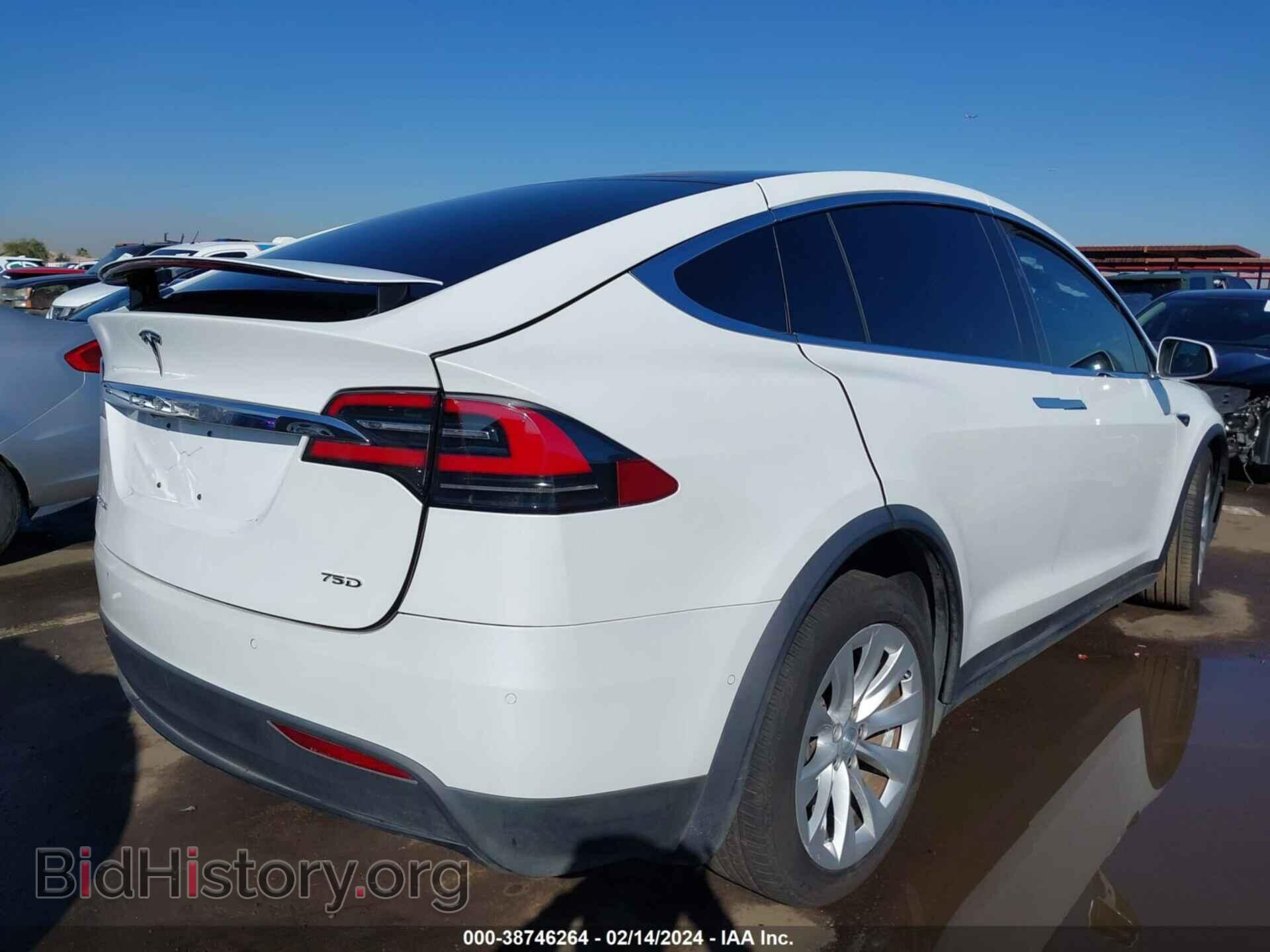2018 TESLA MODEL X - VIN: 5YJXCDE22JF104211 - Фото 4