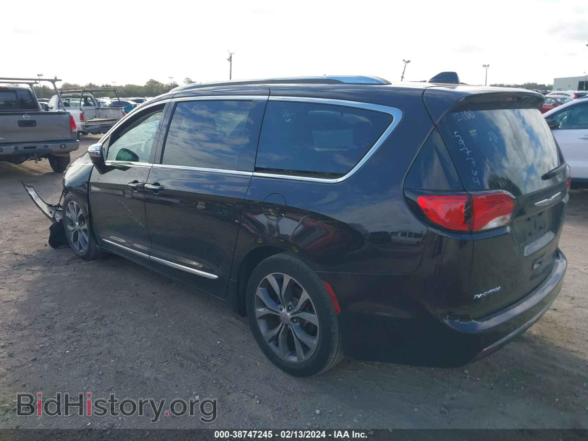 2017 CHRYSLER PACIFICA - VIN: 2C4RC1GGXHR597764 - Фото 3