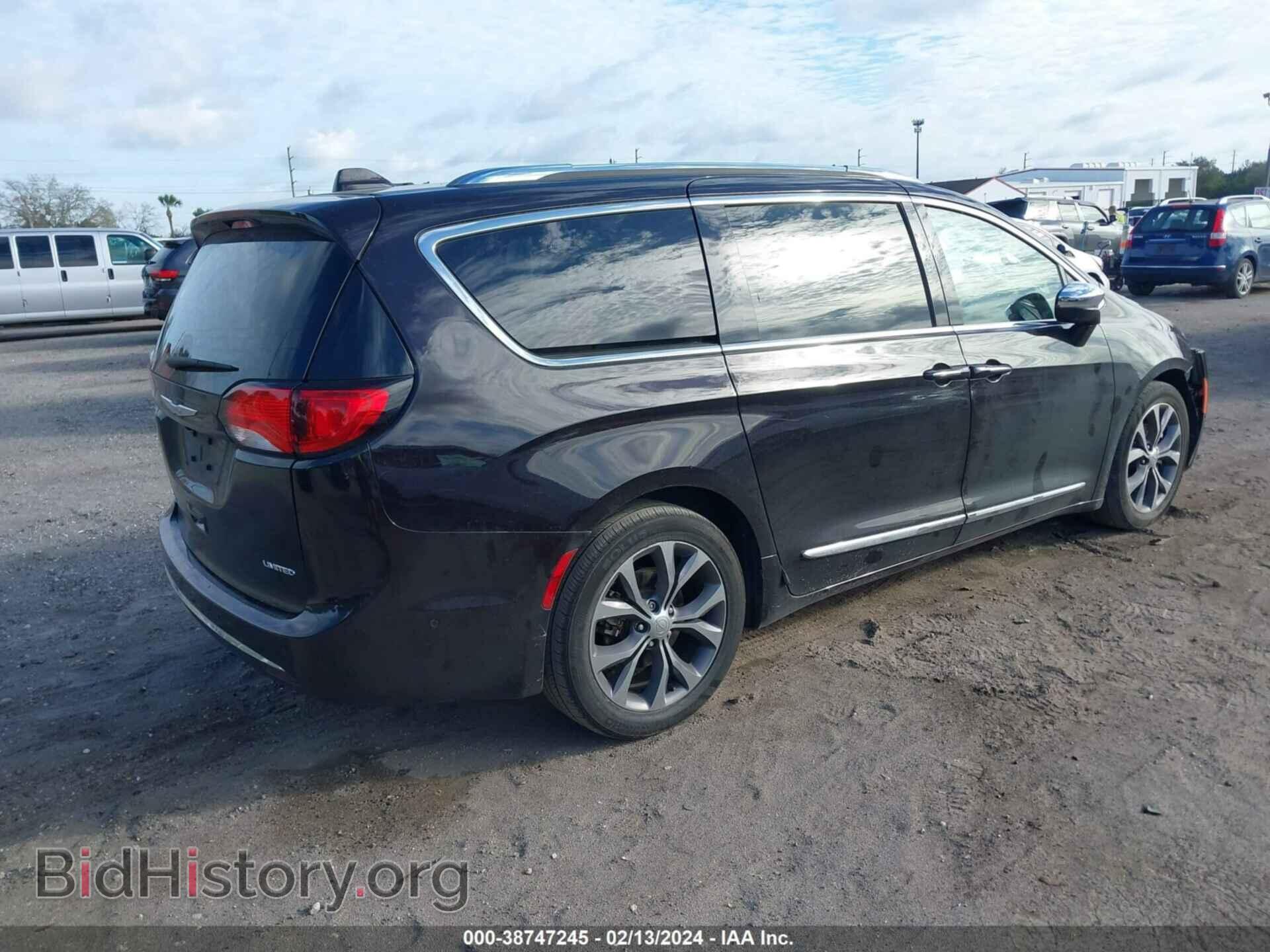 2017 CHRYSLER PACIFICA - VIN: 2C4RC1GGXHR597764 - Фото 4