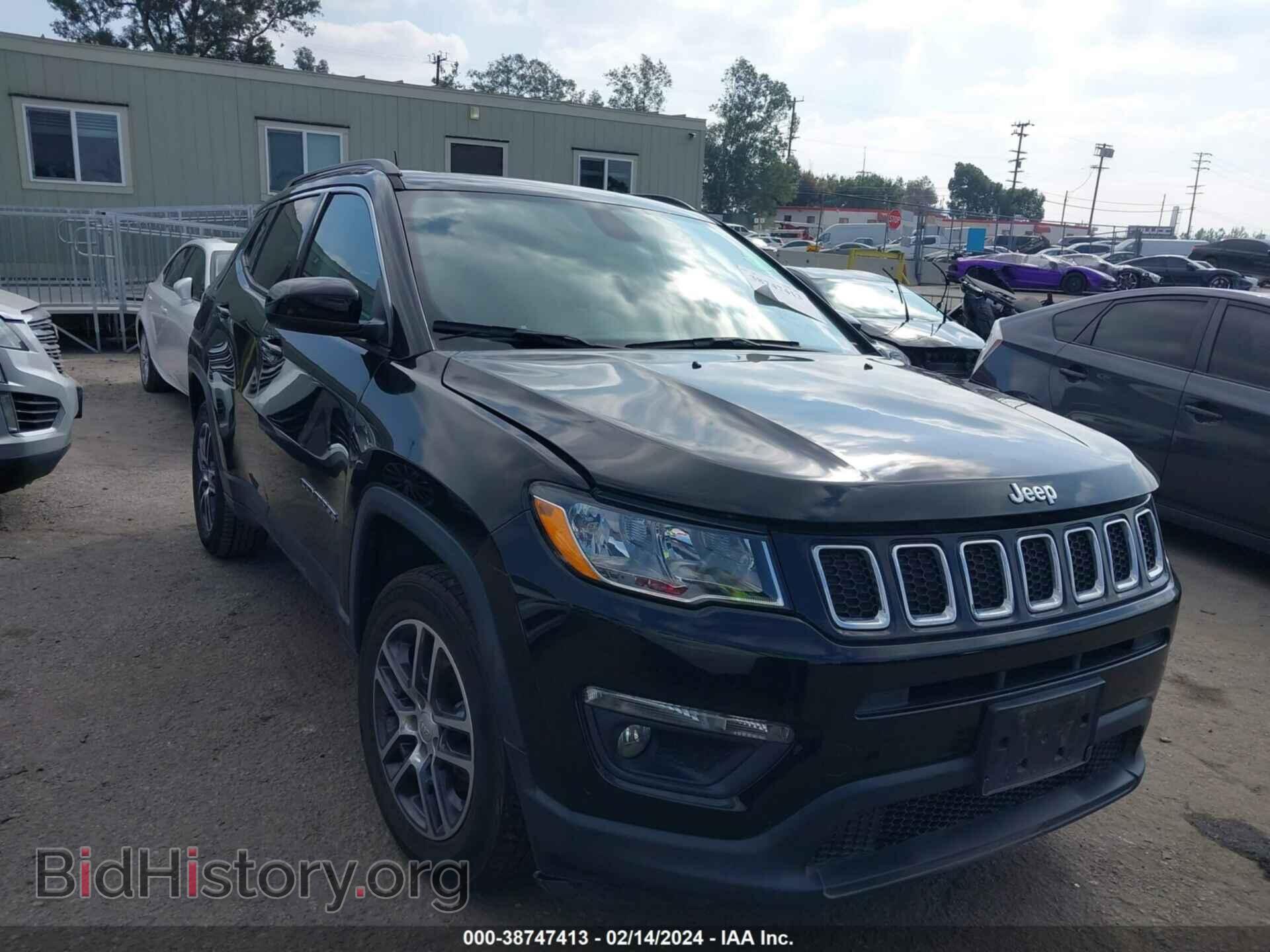 Фотография 3C4NJCBB9JT486850 - JEEP COMPASS 2018