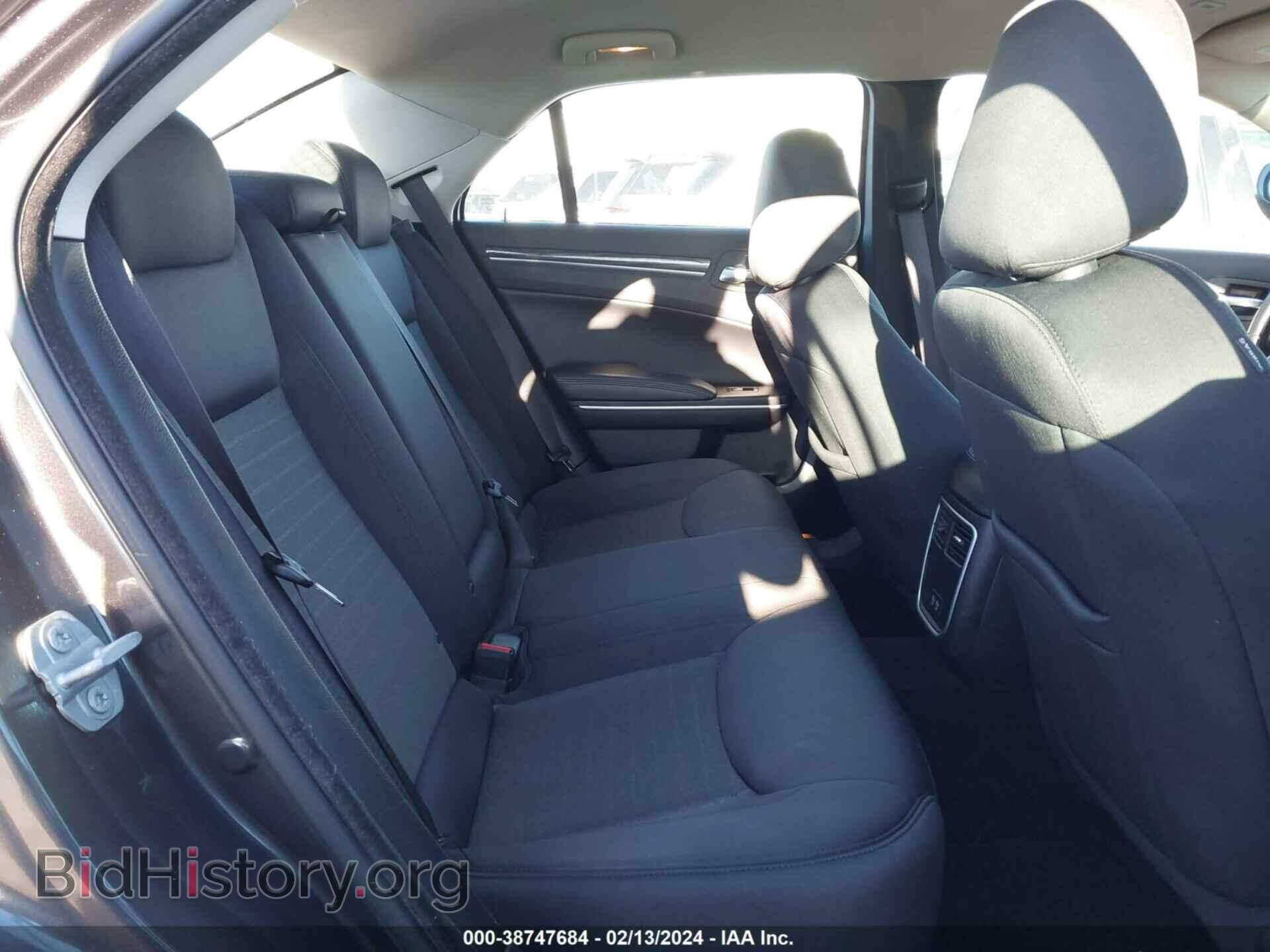 2021 CHRYSLER 300 - VIN: 2C3CCAAG1MH538069 - Фото 8
