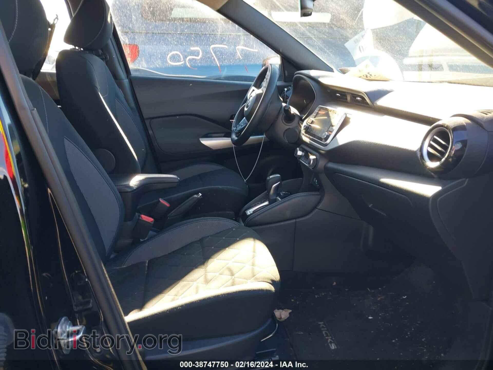 2019 NISSAN KICKS - VIN: 3N1CP5CU3KL559328 - Фото 5