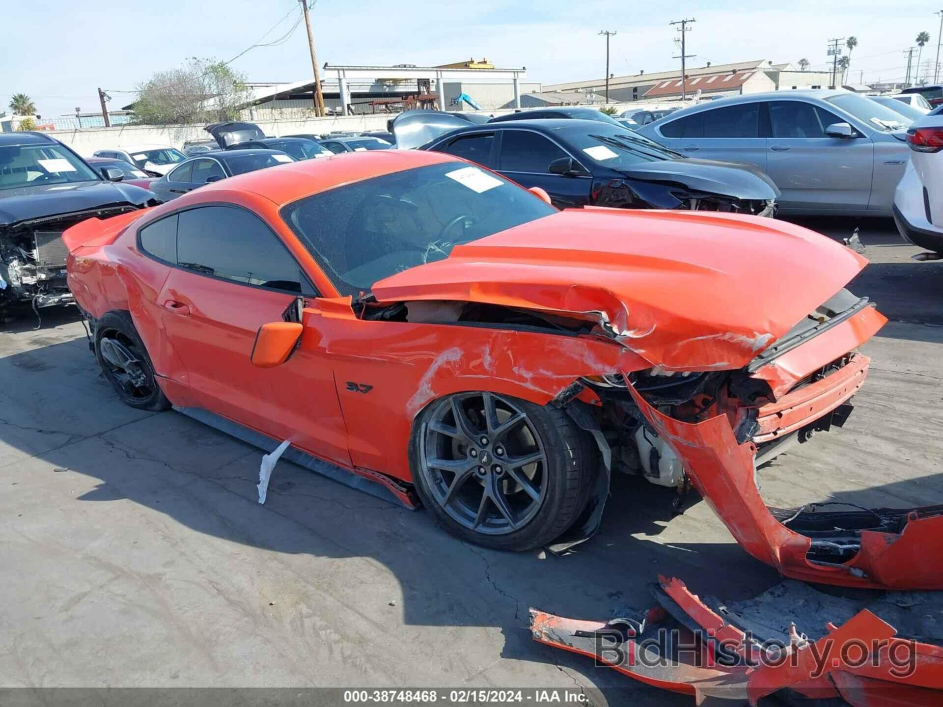 Photo 1FA6P8AM2F5338717 - FORD MUSTANG 2015