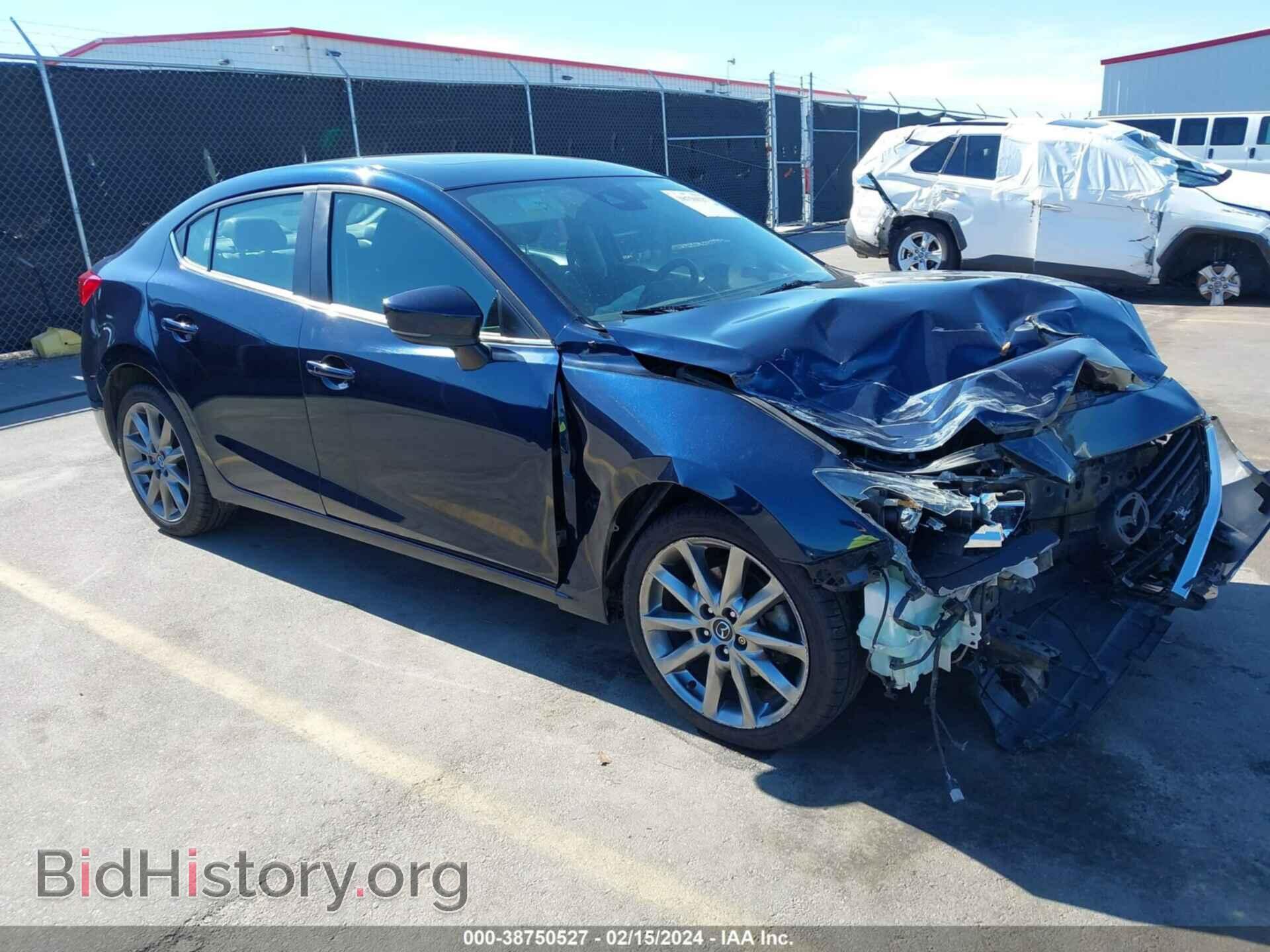 Photo 3MZBN1V38JM168905 - MAZDA MAZDA3 2018