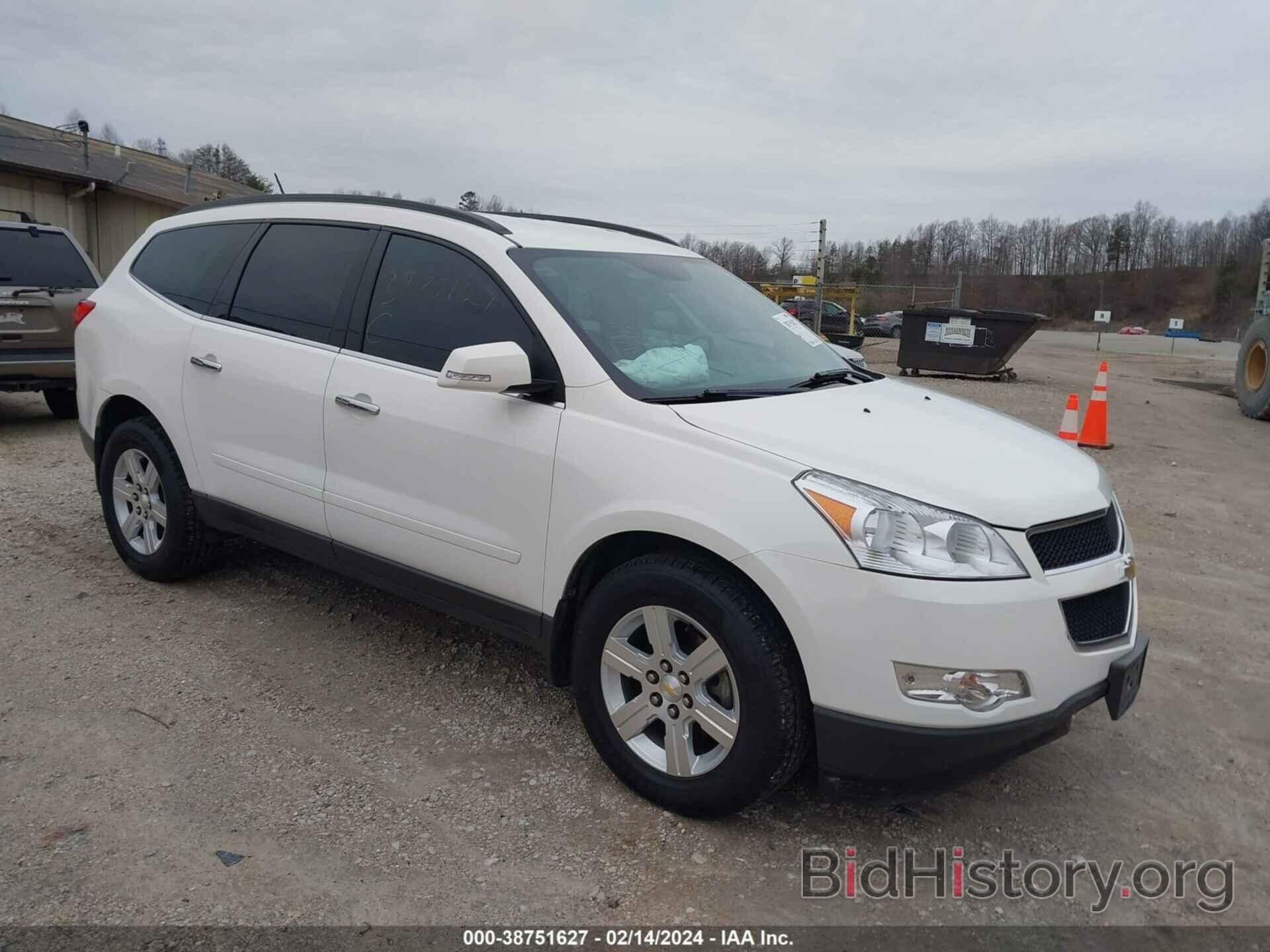 Photo 1GNKVGED1BJ341538 - CHEVROLET TRAVERSE 2011