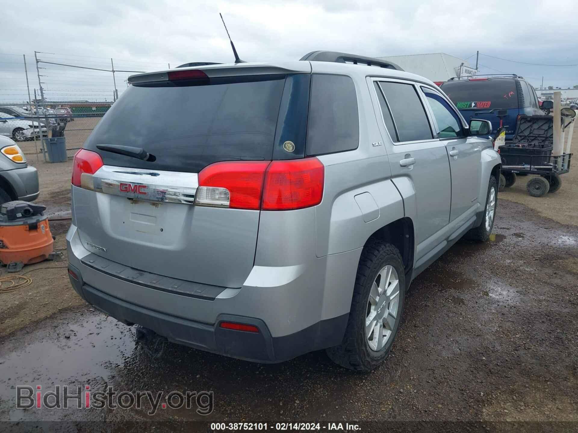 2011 GMC TERRAIN - VIN: 2CTALSEC2B6356779 - Фото 4