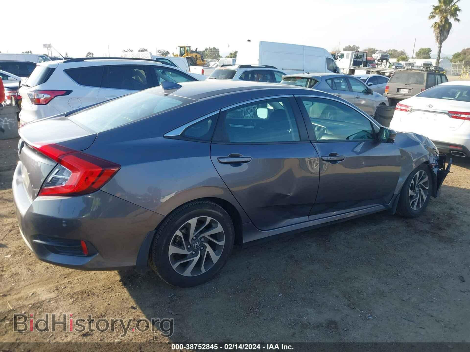 2017 HONDA CIVIC - VIN: 19XFC2F78HE214514 - Photo 4