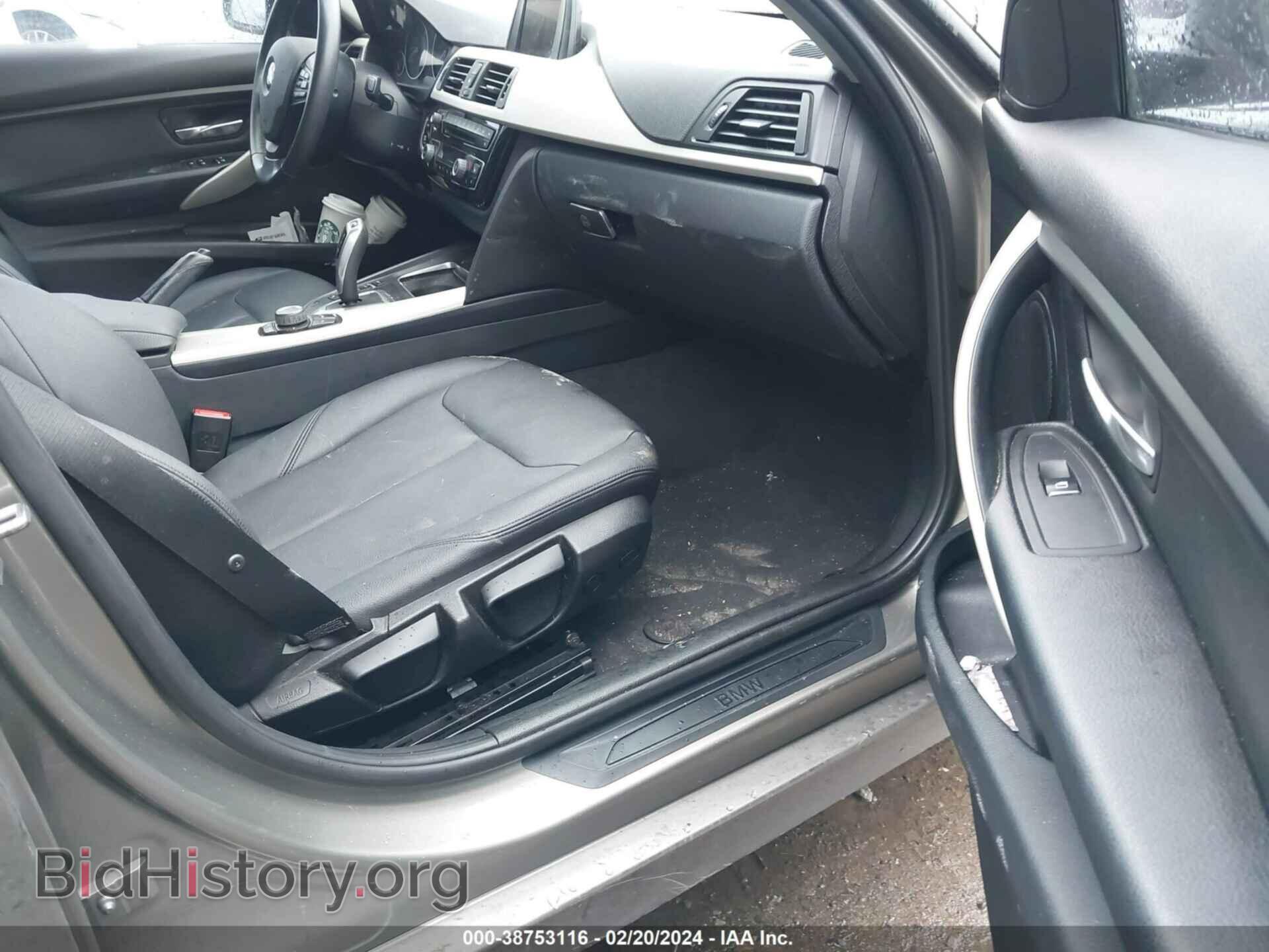 2016 BMW 320I - VIN: WBA8E5G55GNT93930 - Фото 5