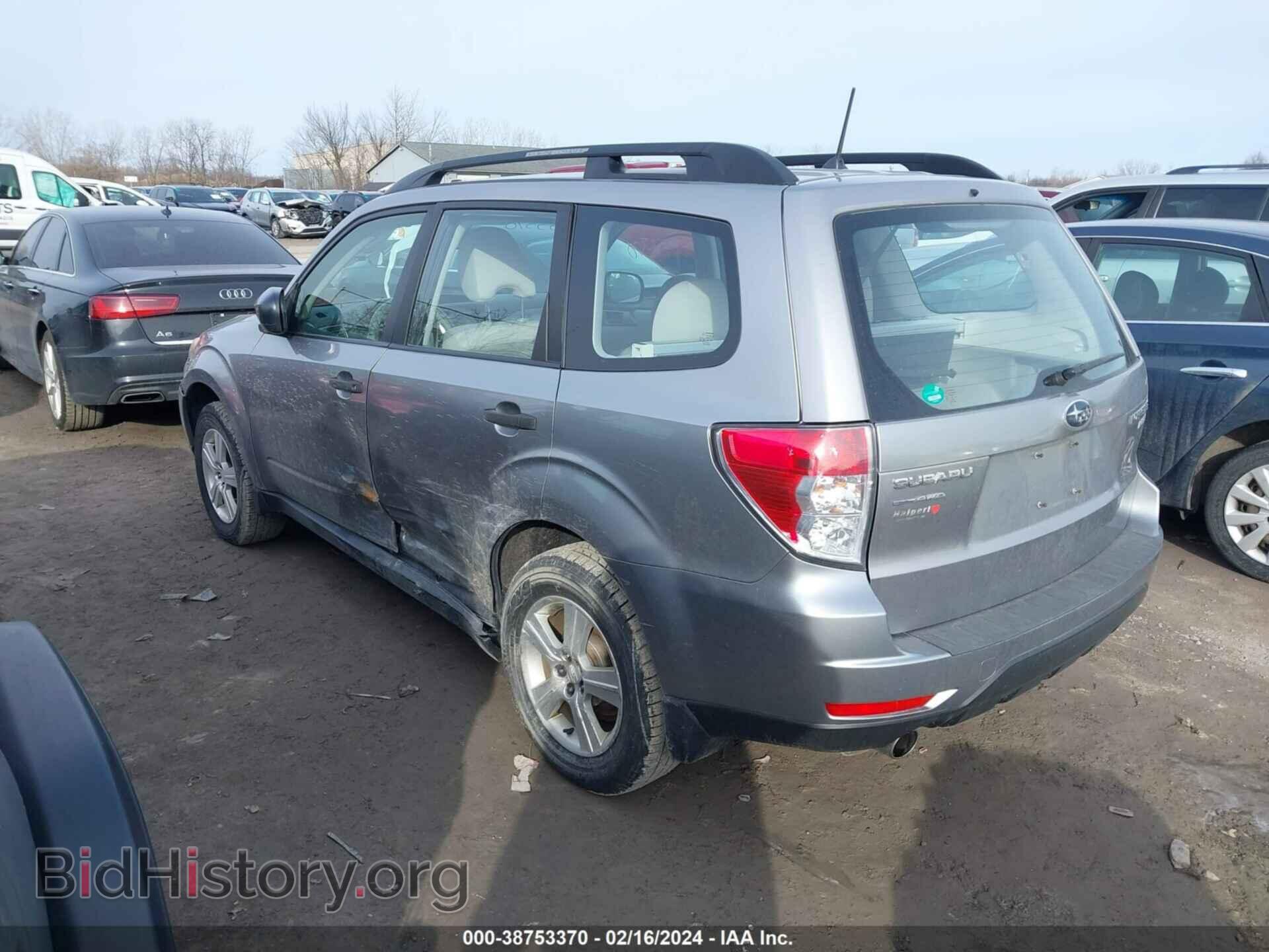 2011 SUBARU FORESTER - VIN: JF2SHABC1BH760510 - Фото 3