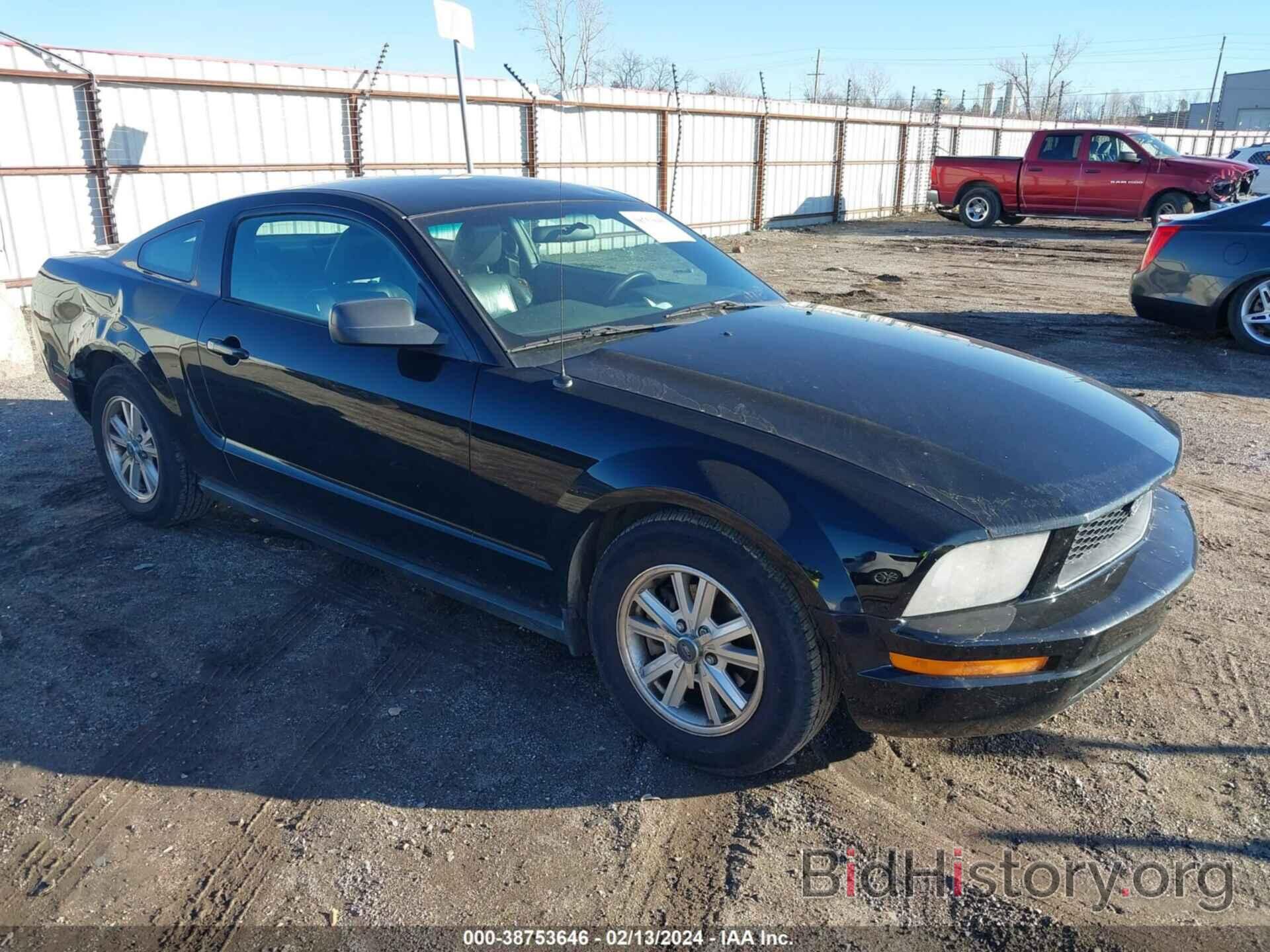 Photo 1ZVHT80N785131930 - FORD MUSTANG 2008