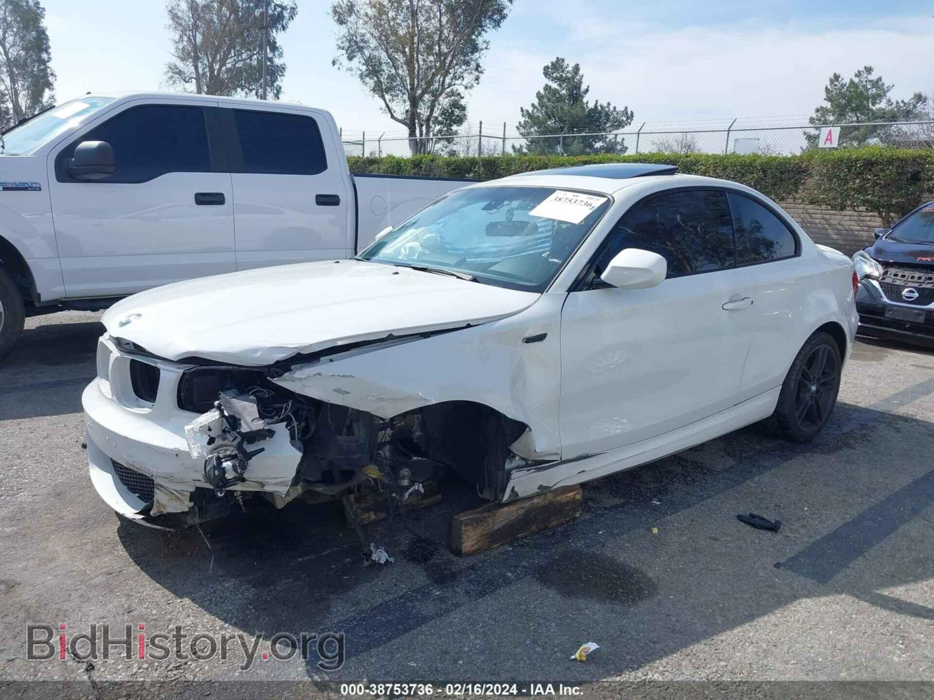2011 BMW 135I - VIN: WBAUC9C57BVM09703 - Photo 2