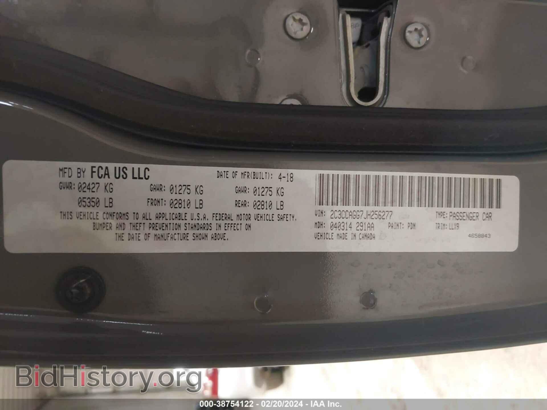2018 CHRYSLER 300 - VIN: 2C3CCAGG7JH256277 - Фото 9