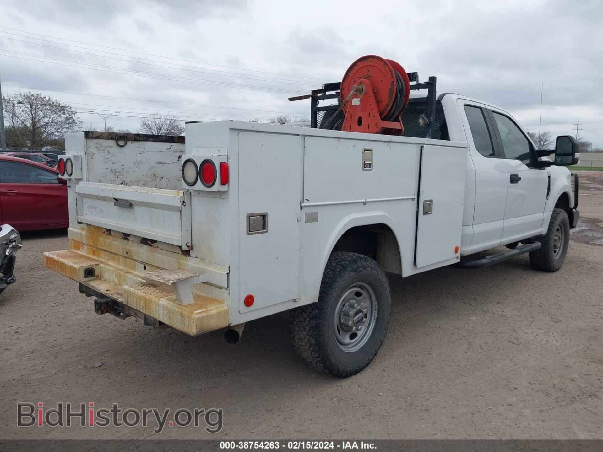2017 FORD F-250 - VIN: 1FT7X2B6XHED50046 - Фото 4