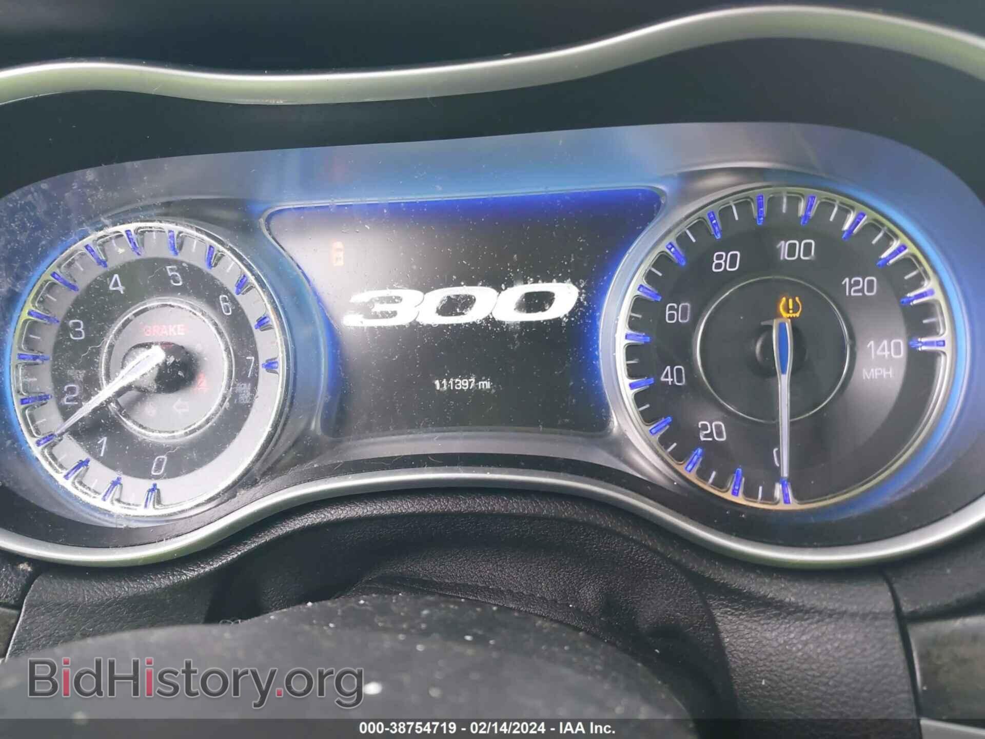 2016 CHRYSLER 300C - VIN: 2C3CCAEG9GH248211 - Фото 7