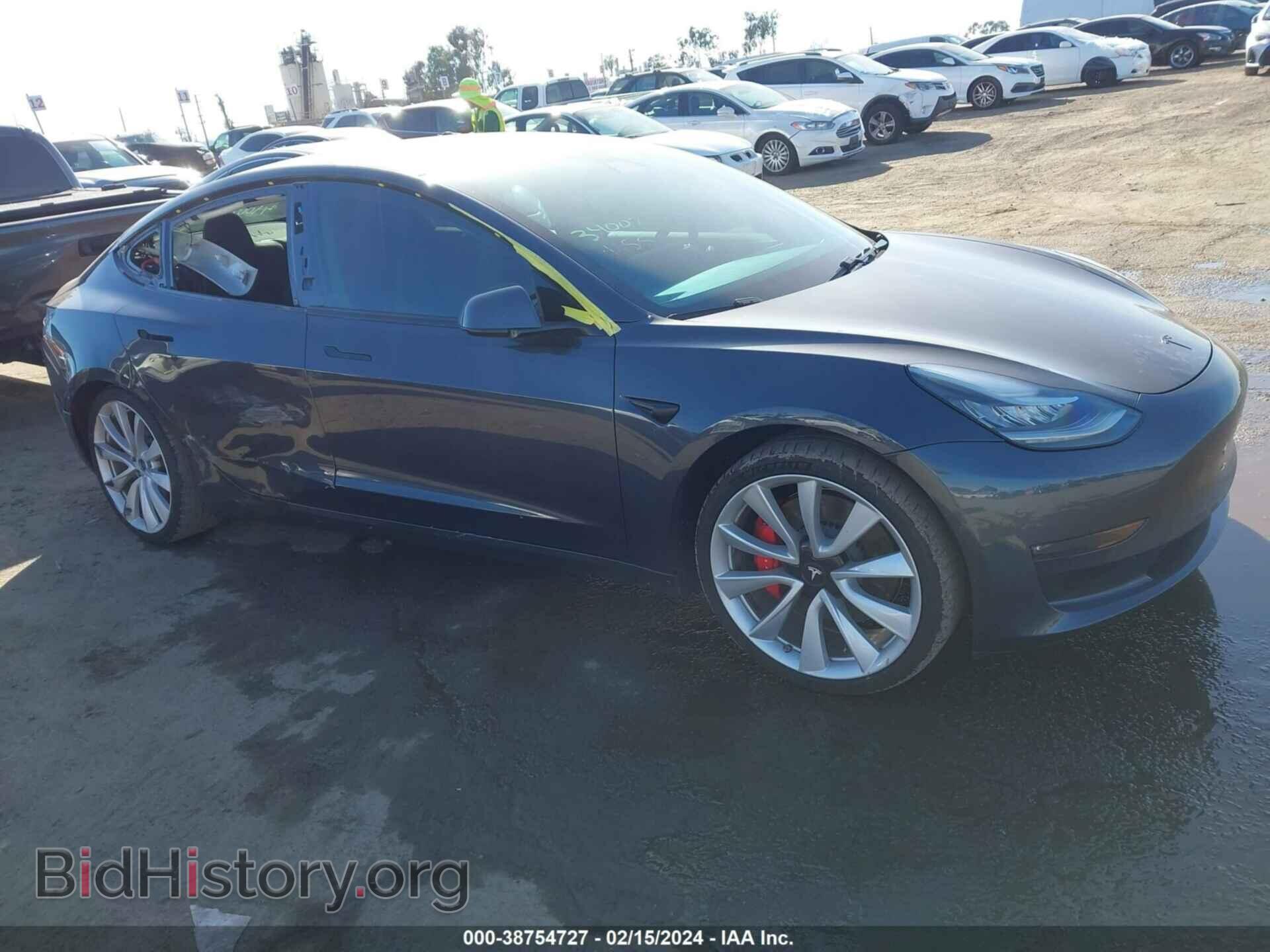 Фотография 5YJ3E1EB7JF073156 - TESLA MODEL 3 2018