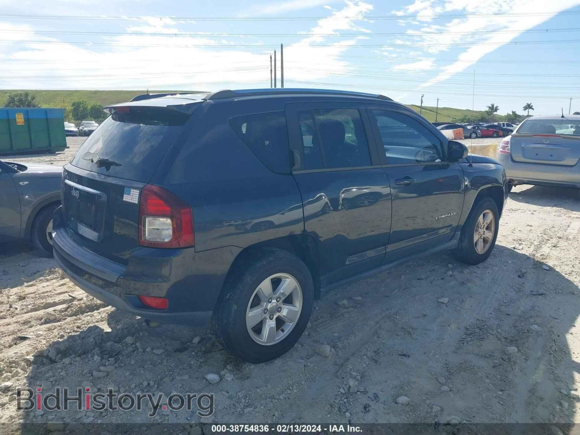 2014 JEEP COMPASS - VIN: 1C4NJCBA8ED570614 - Photo 4