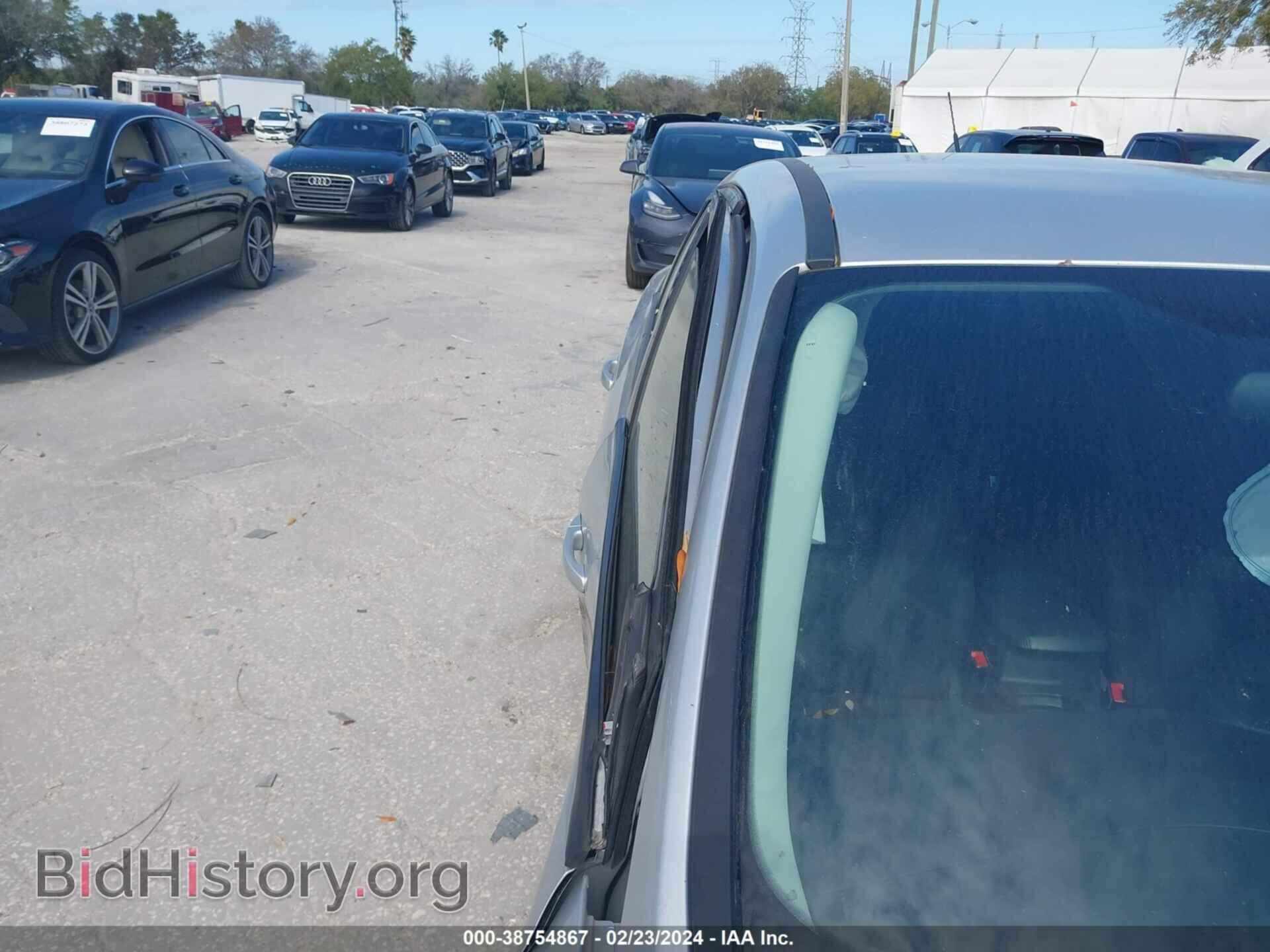 2016 FORD FOCUS - VIN: 1FADP3F20GL406639 - Фото 16